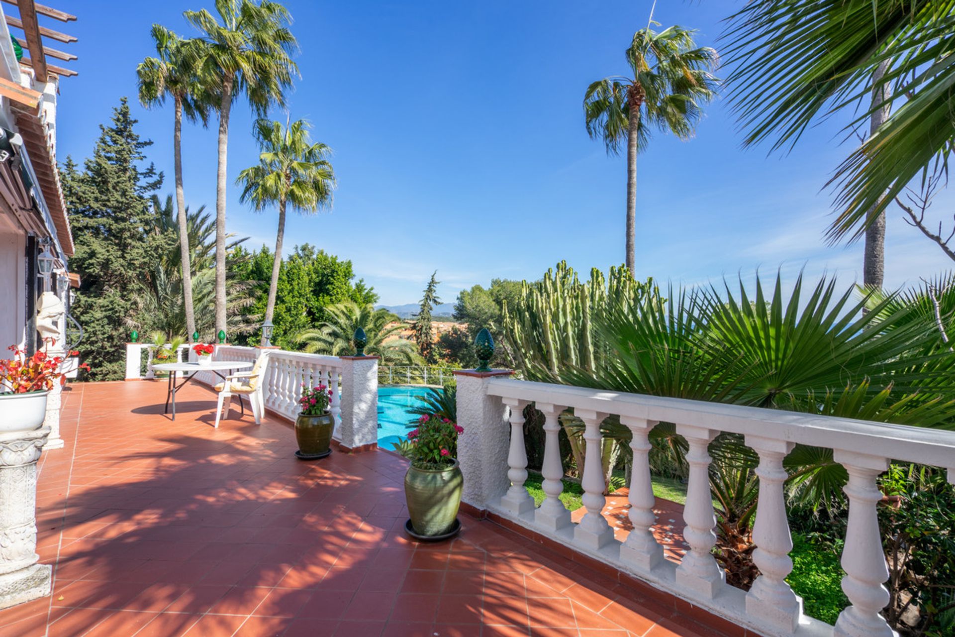 Rumah di Estepona, Andalusia 10198884