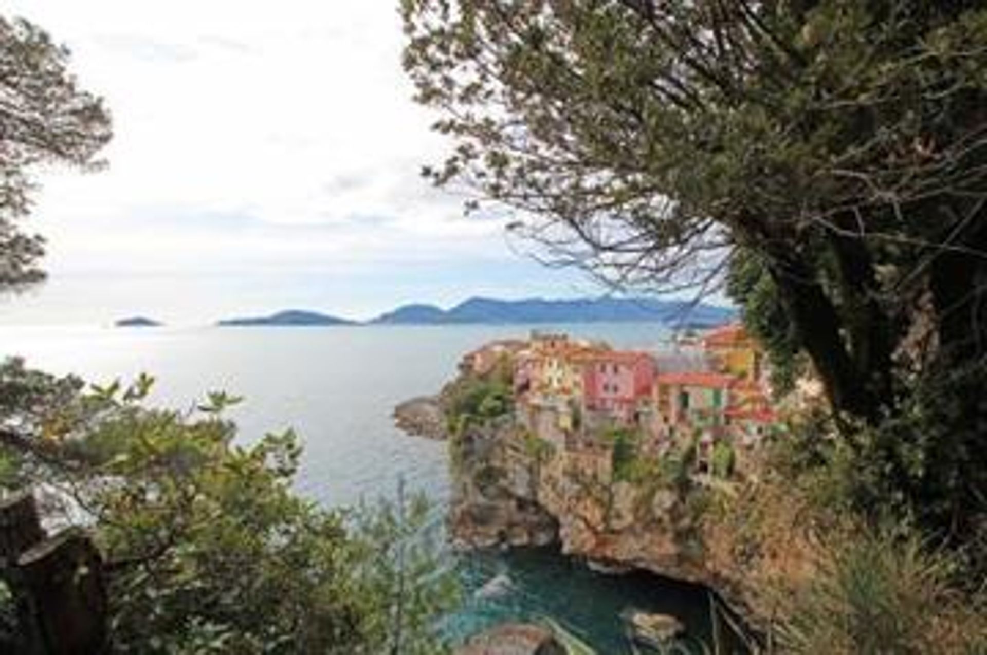 rumah dalam Lerici, Liguria 10199114