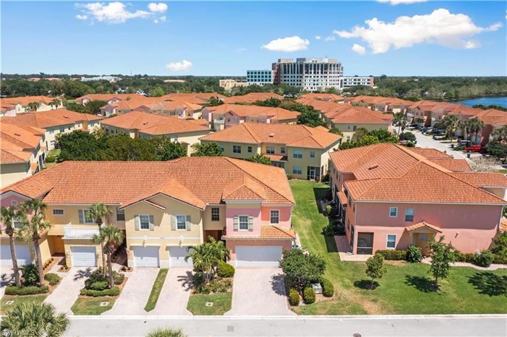 House in Harlem Heights, Florida 10199169