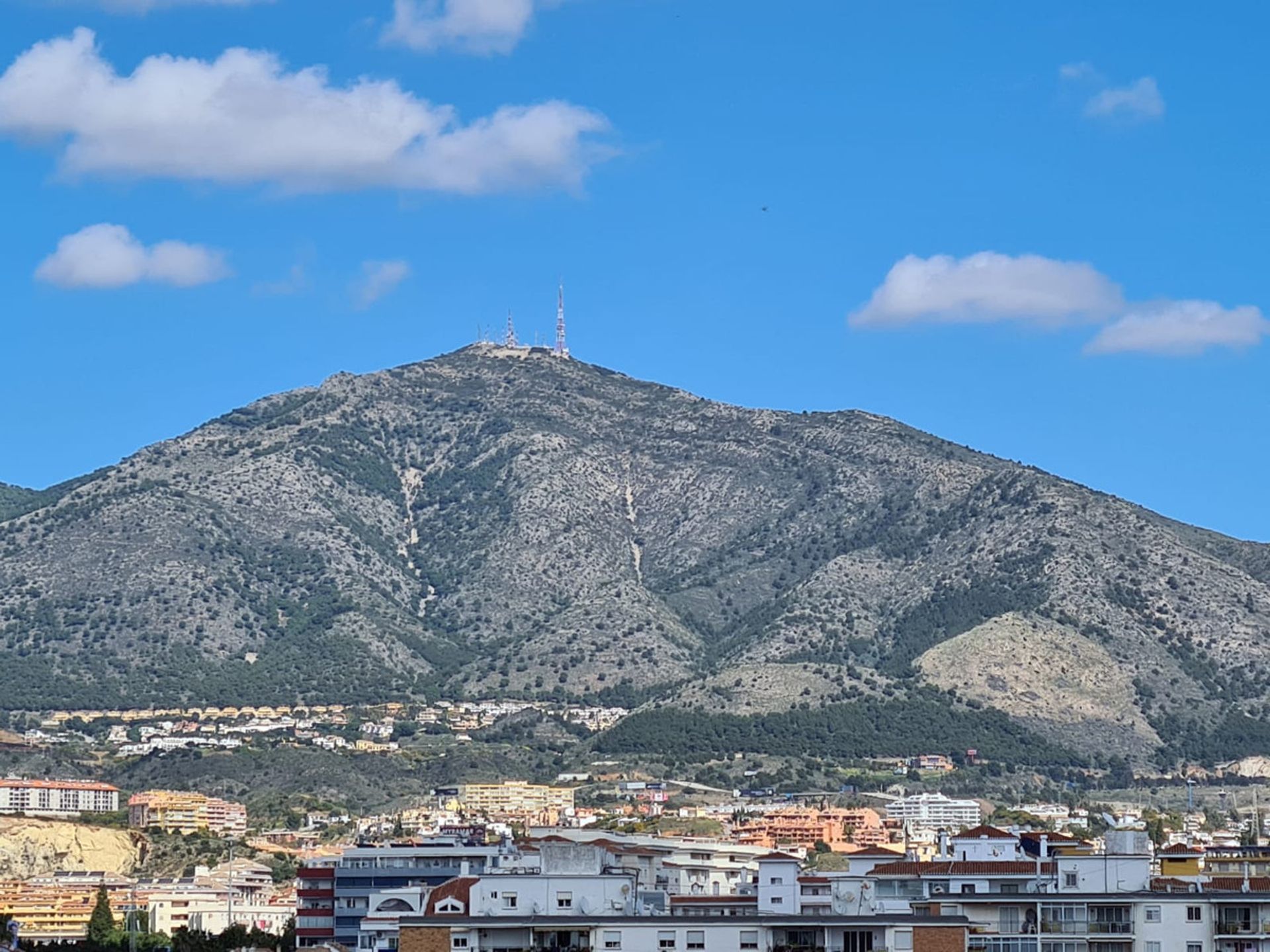 Condominium in Fuengirola, Andalucía 10199514