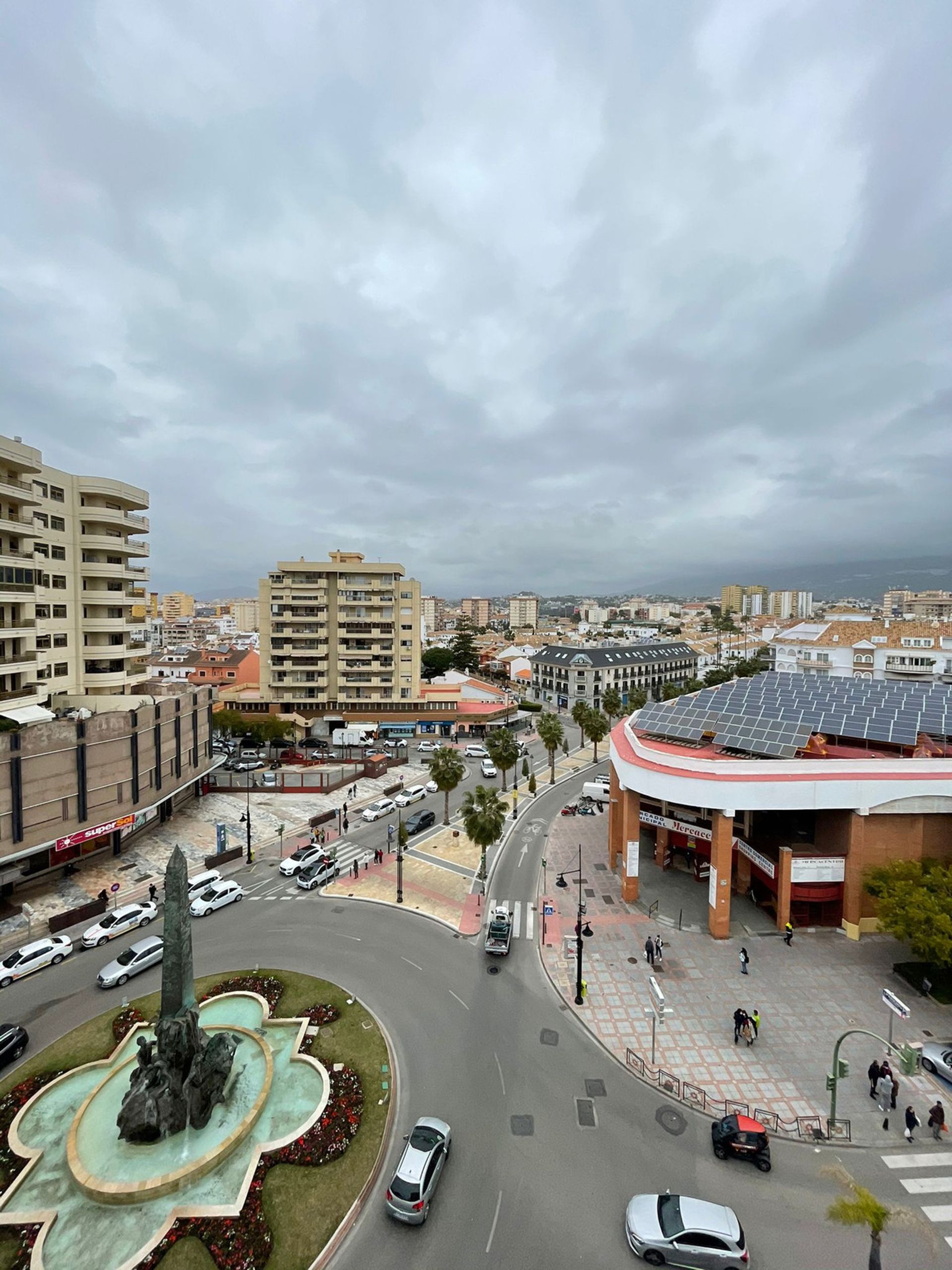 Condominium in Fuengirola, Andalucía 10199526