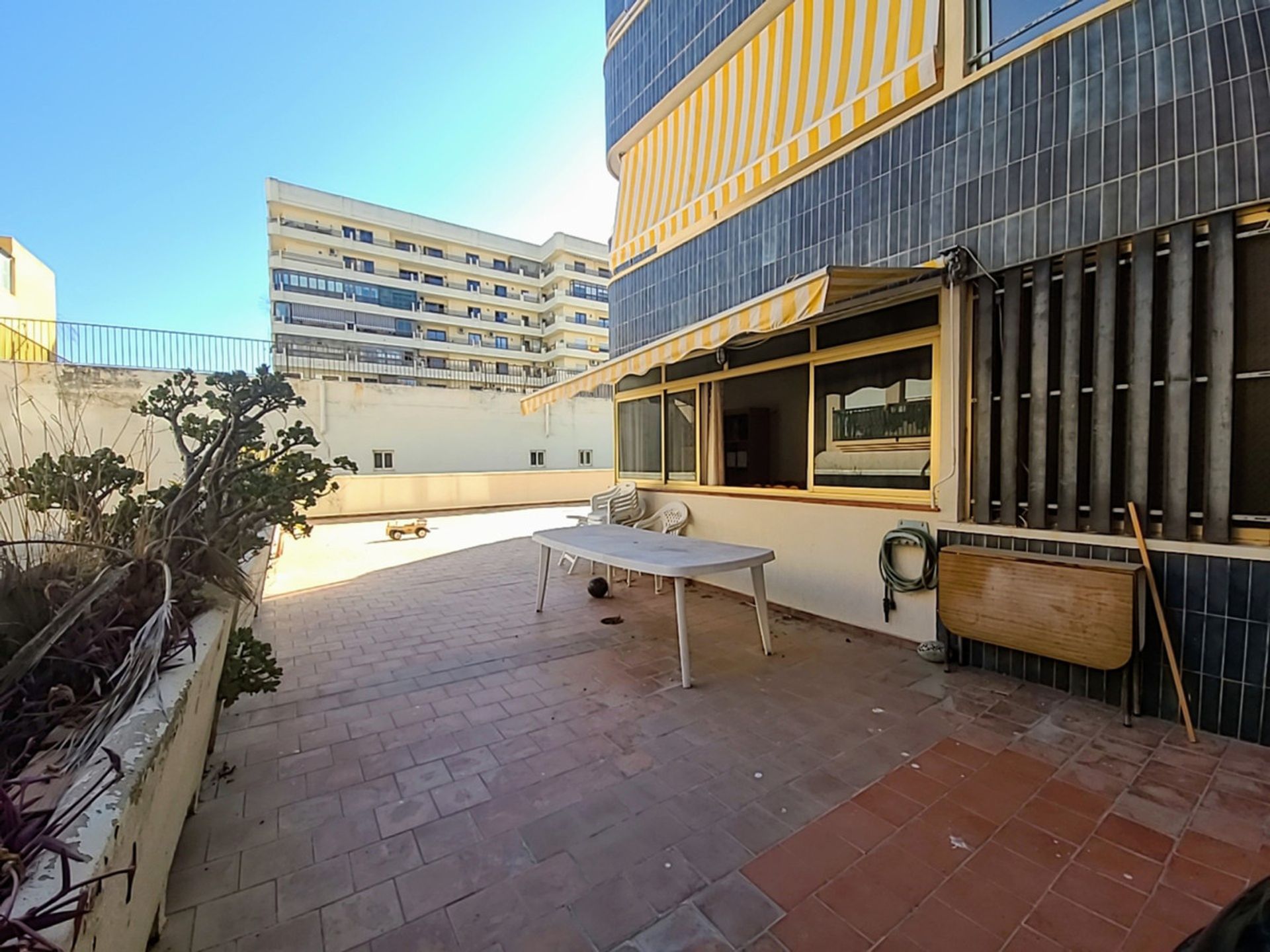 Condominio en Fuengirola, Andalucía 10199540