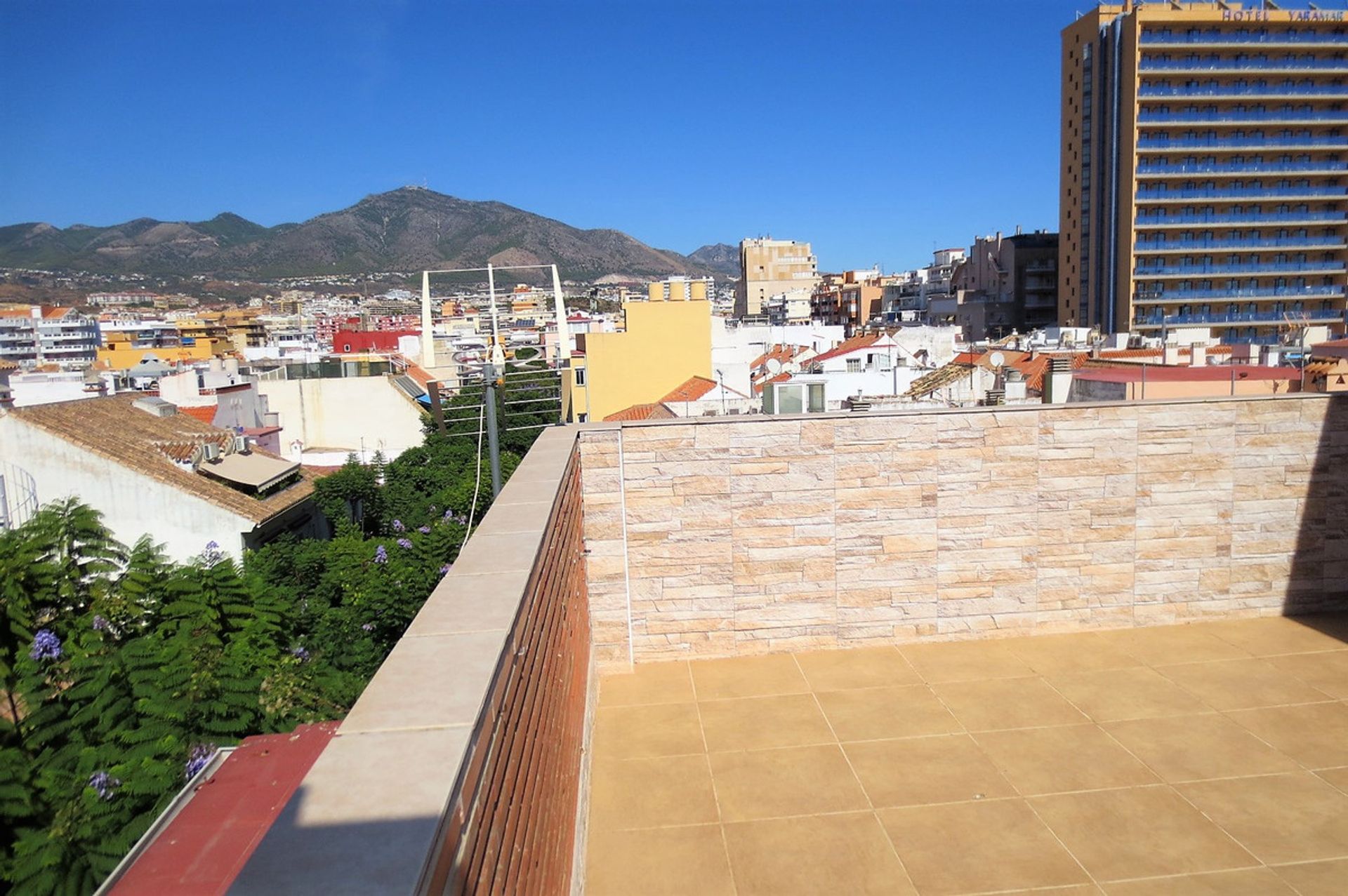 Condominio en Fuengirola, Andalucía 10199568