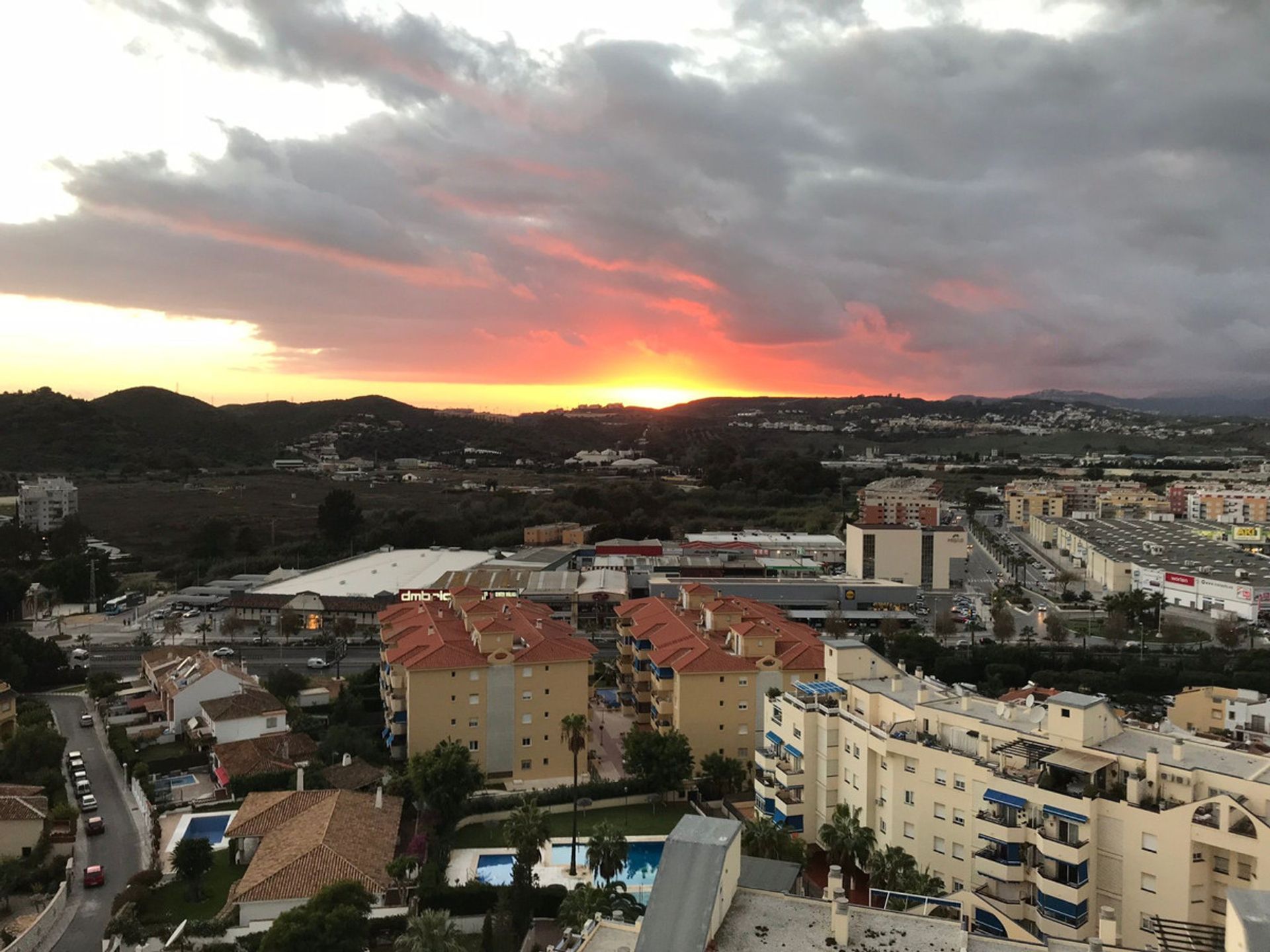 Condominium in Fuengirola, Andalucía 10199588