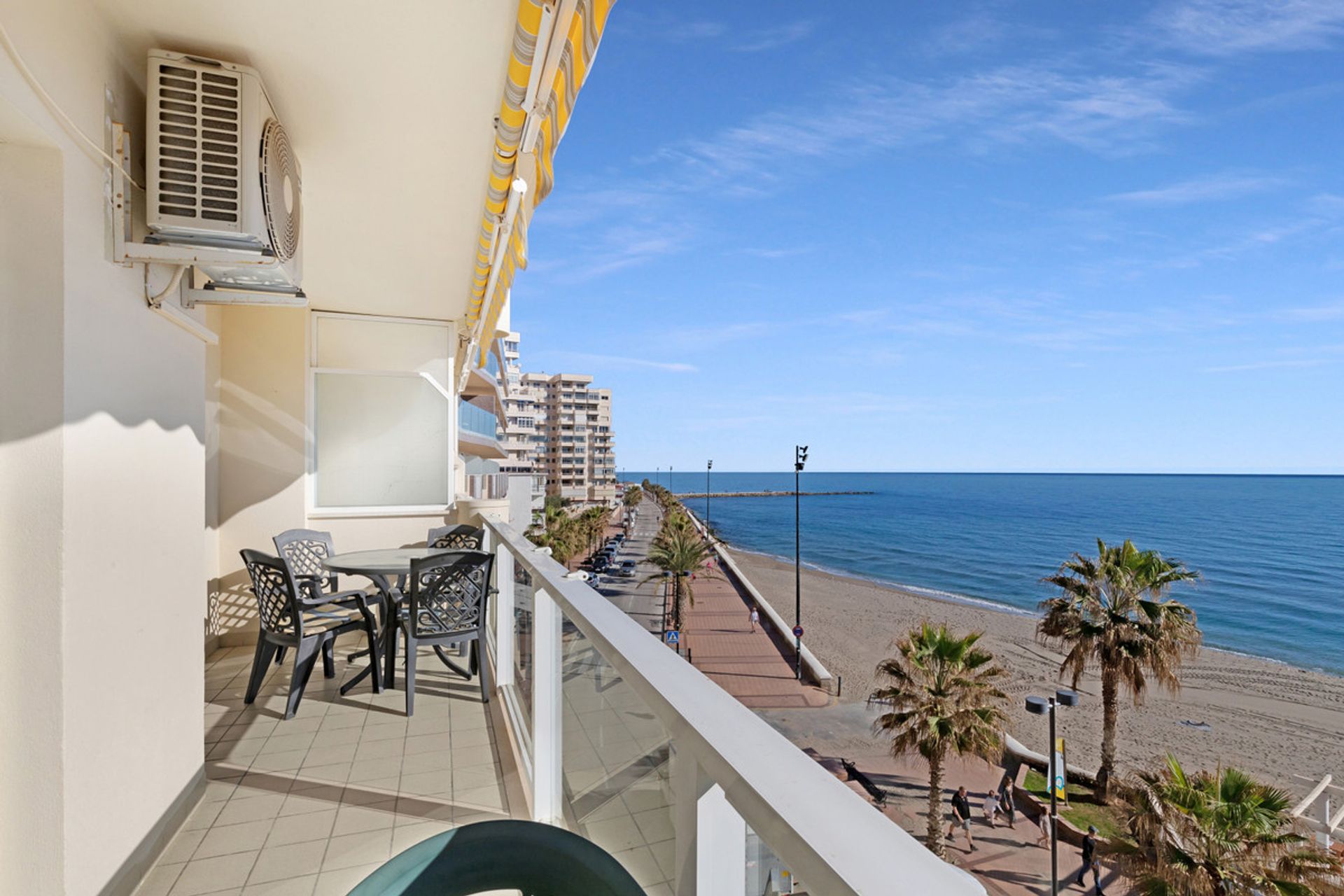 Condominium dans Fuengirola, Andalucía 10199643