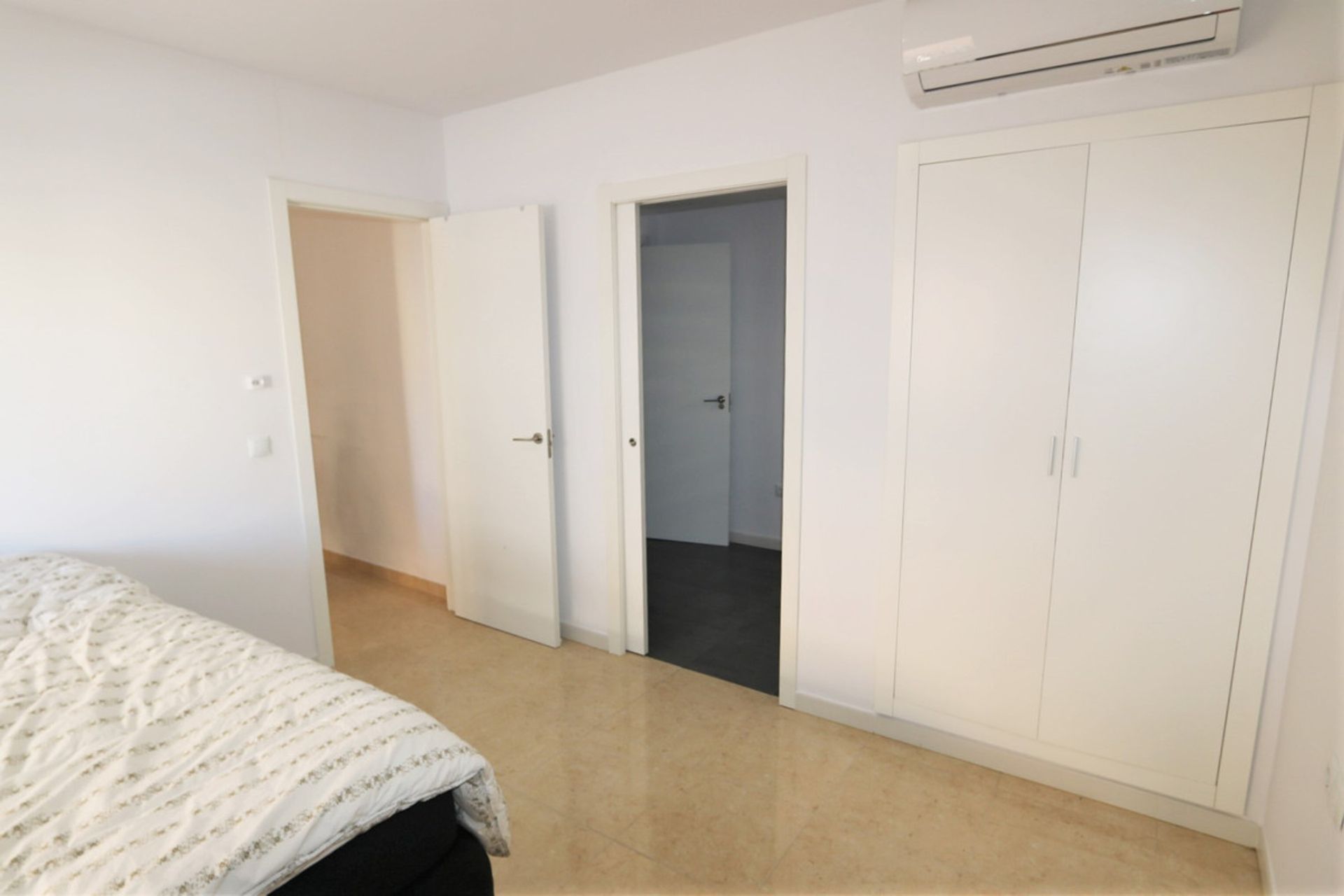 Condominio en Fuengirola, Andalucía 10199649