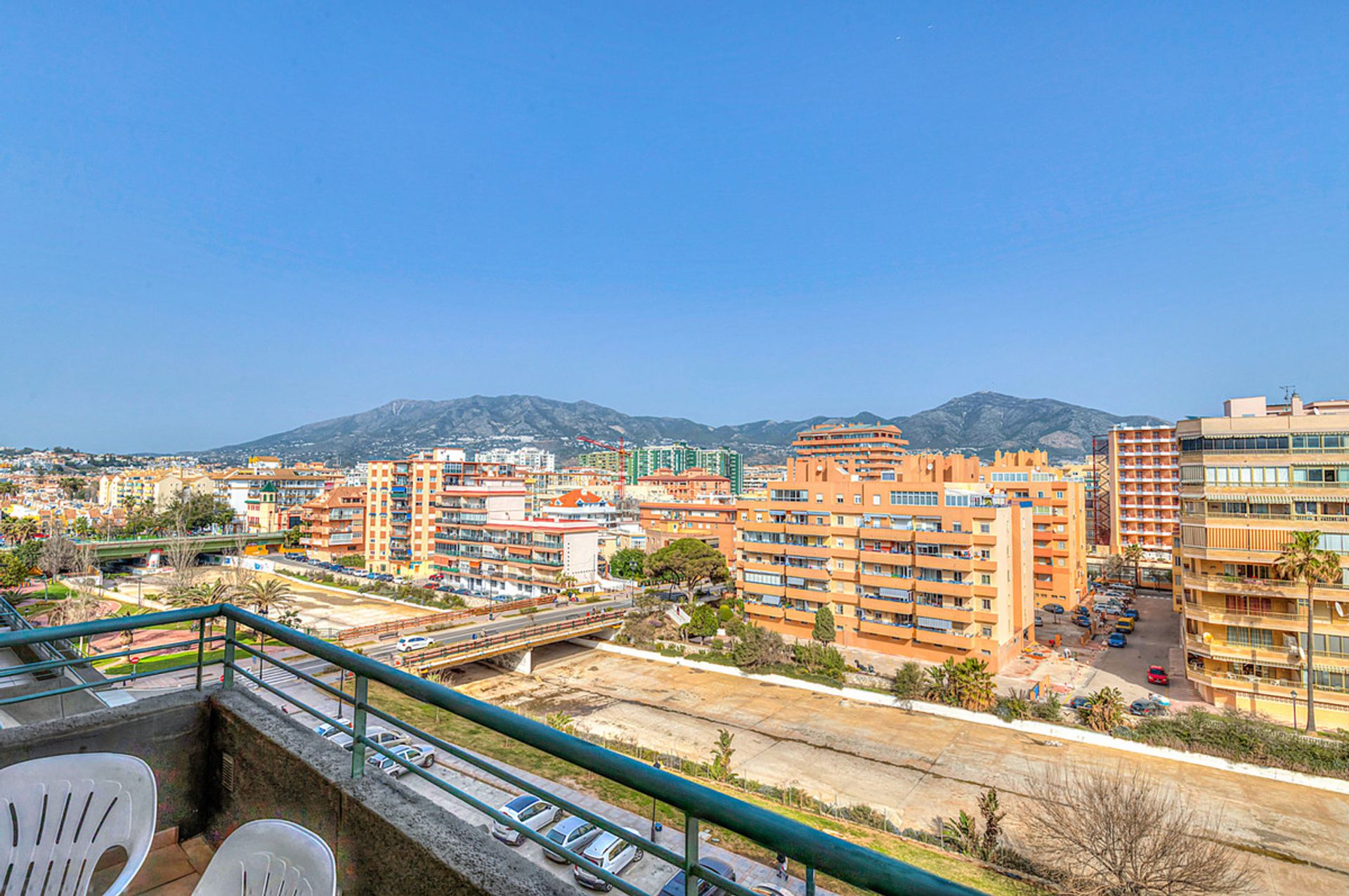 Condominium dans Fuengirola, Andalucía 10199657