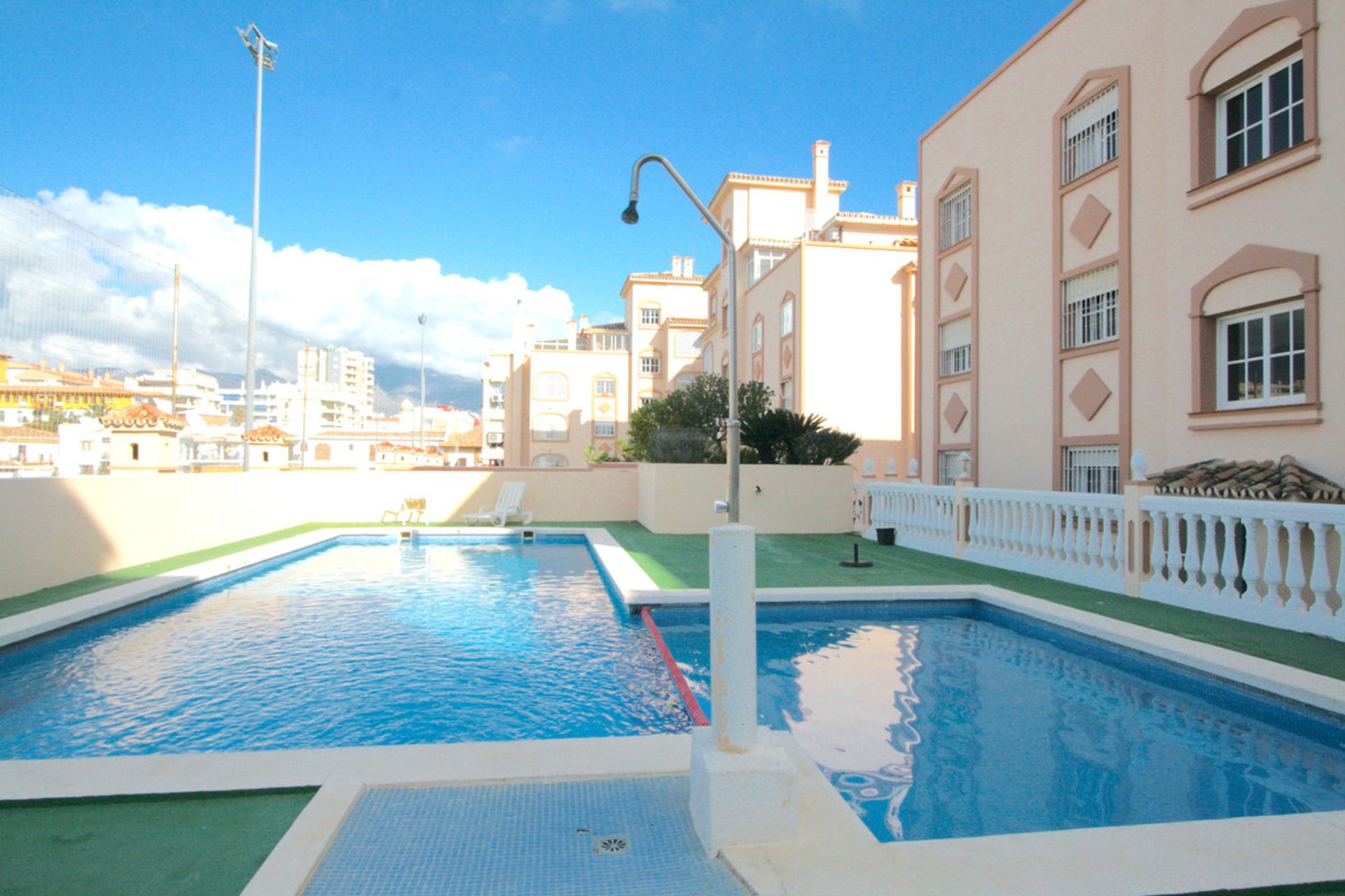 Condominium in Fuengirola, Andalucía 10199660