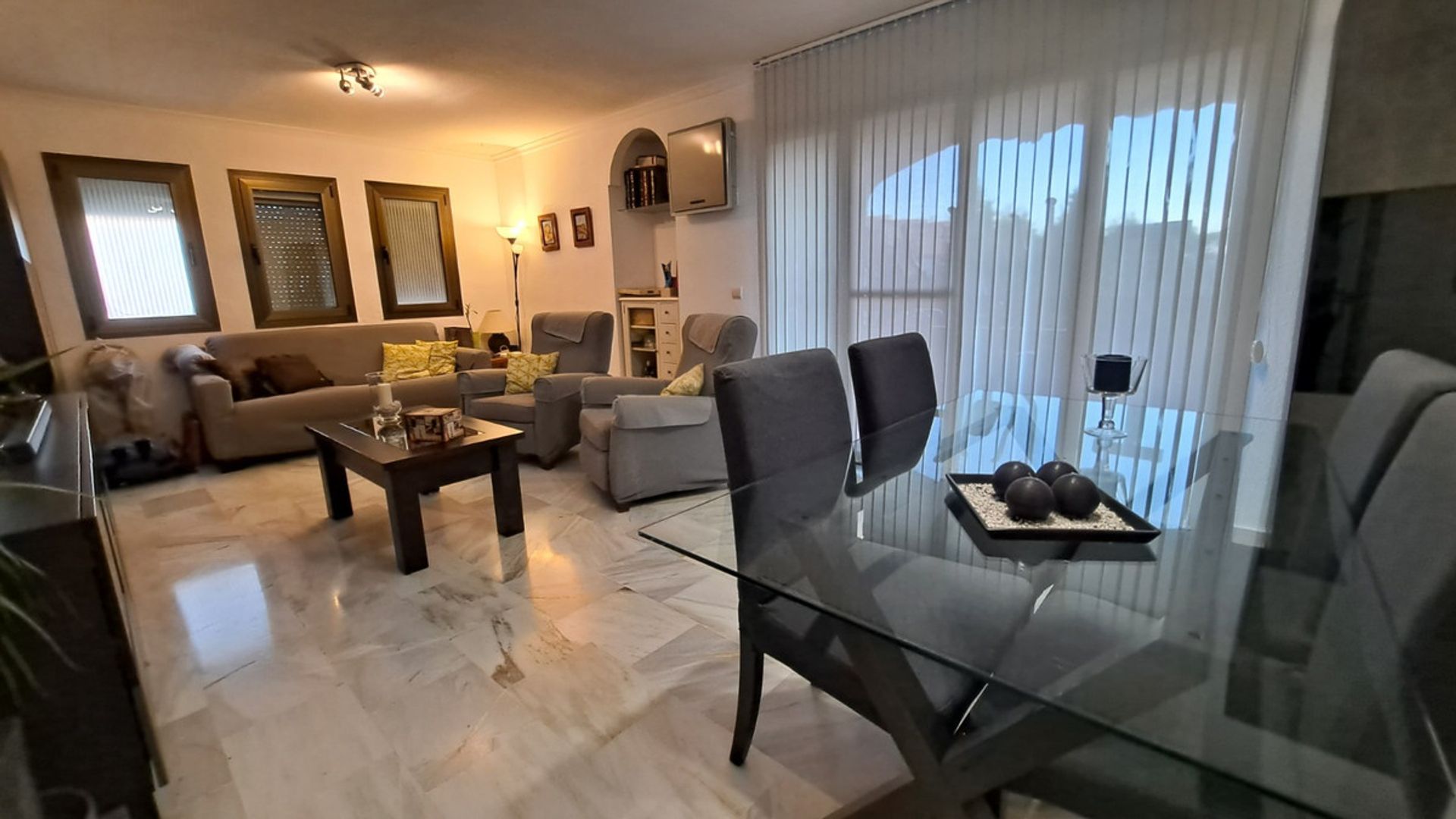 Condominio en Fuengirola, Andalucía 10199661