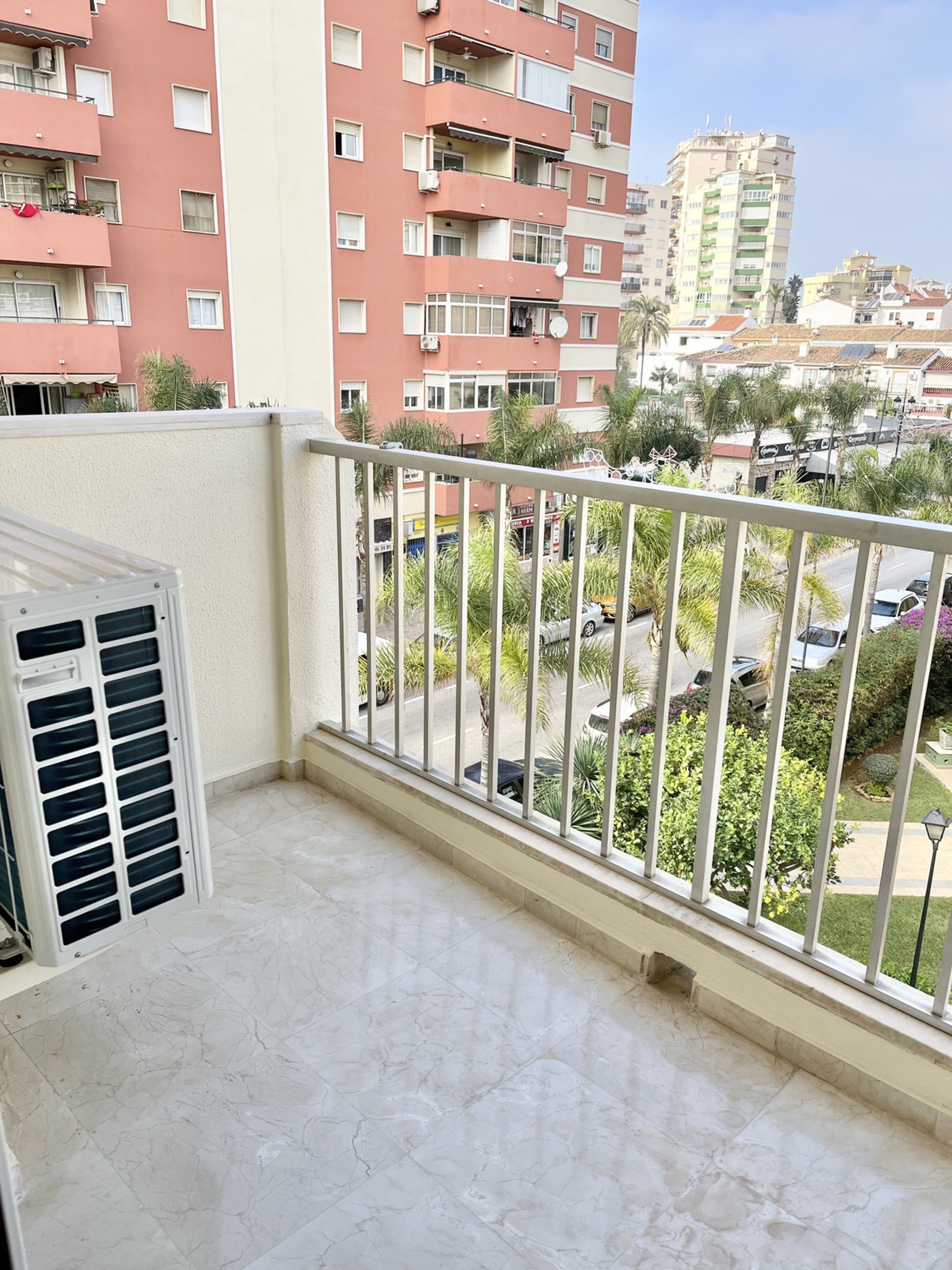 Кондоминиум в Fuengirola, Andalucía 10199667