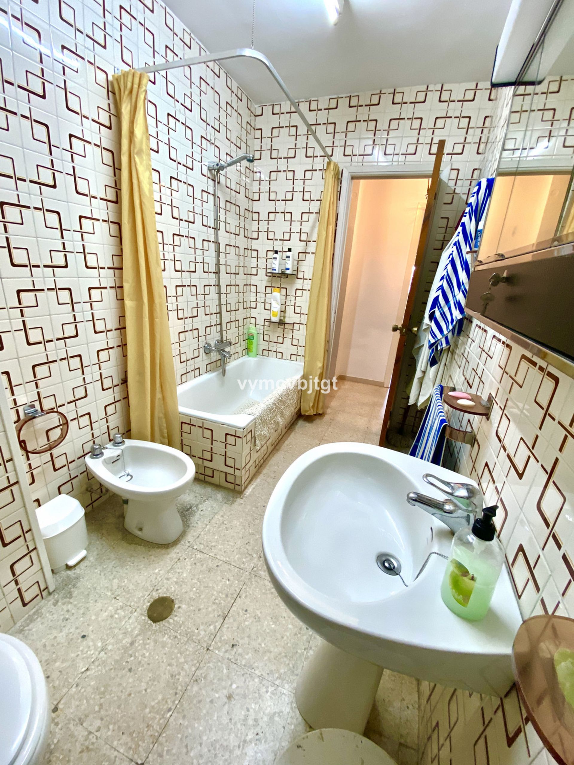 Condominio en Fuengirola, Andalucía 10199684