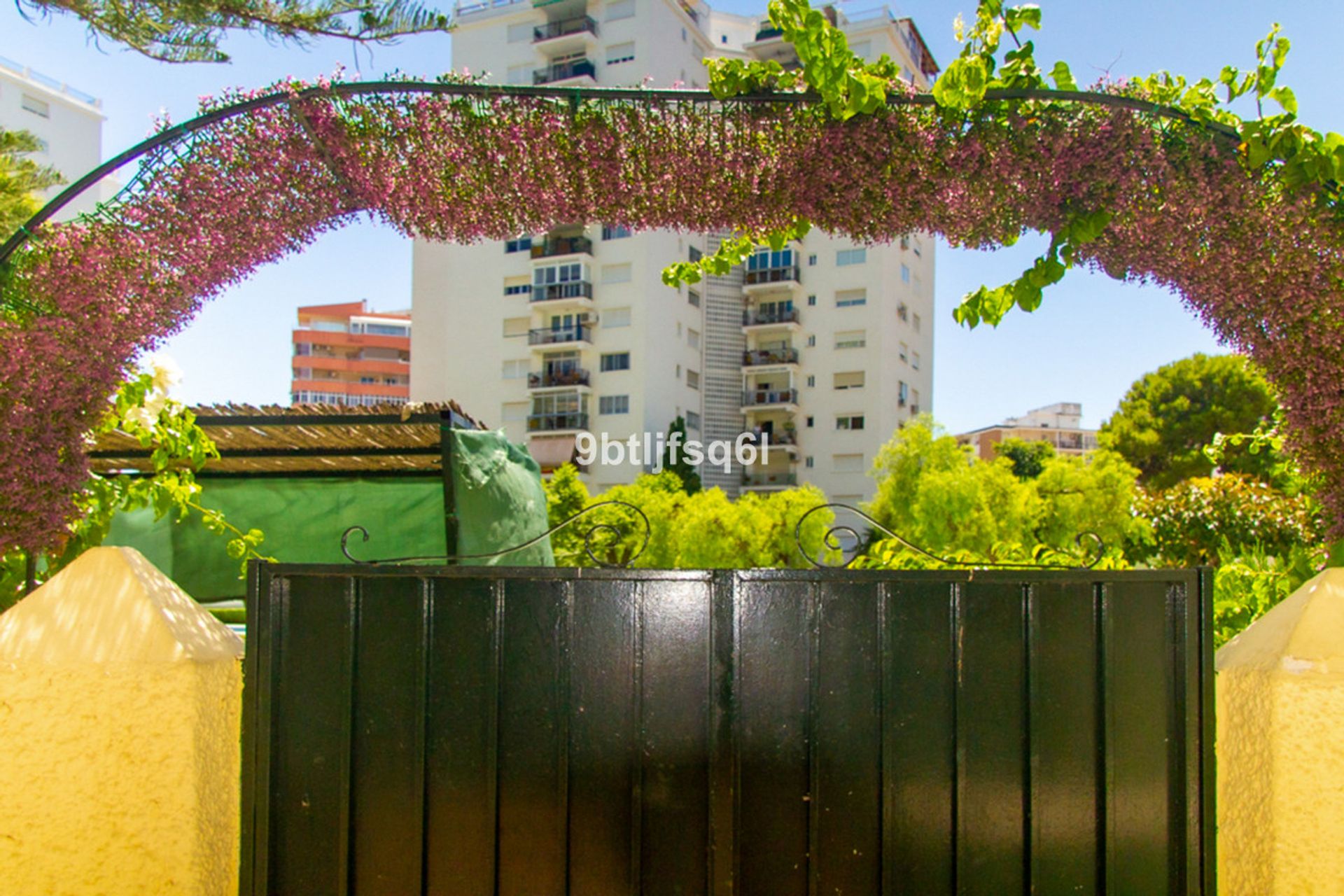 Condominium in Fuengirola, Andalucía 10199705