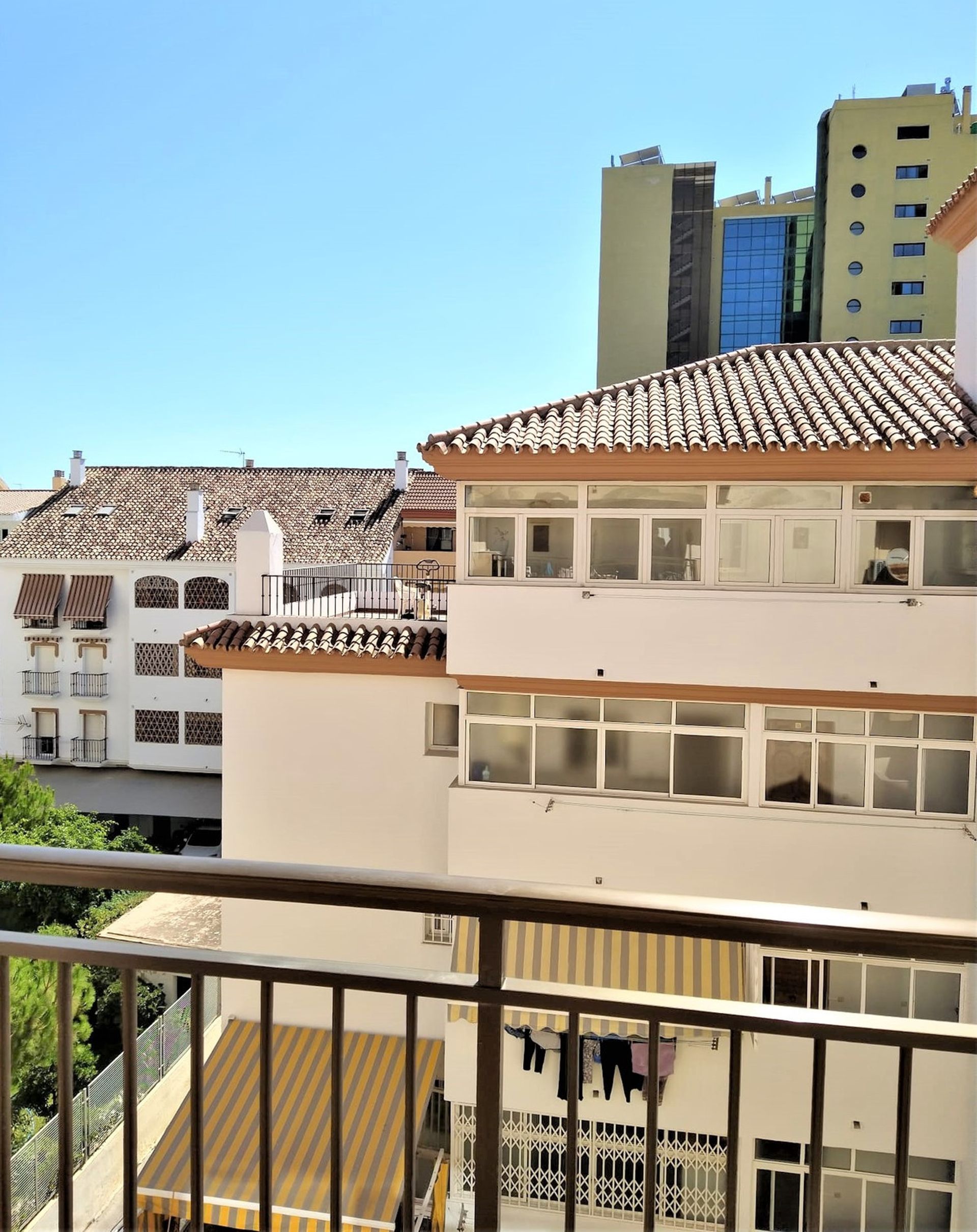 Condominium in Fuengirola, Andalucía 10199706