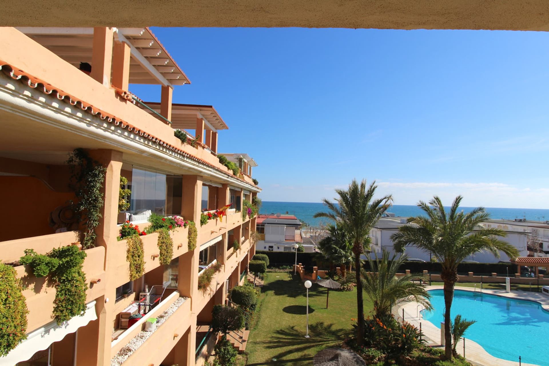 Condominium in La Cala de Mijas, Andalusia 10199909