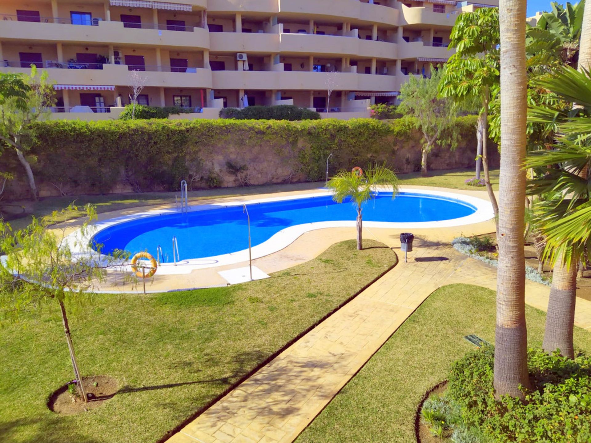 Condominio en Fuengirola, Andalucía 10199912