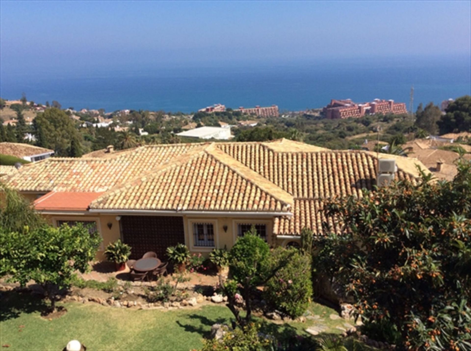 Huis in Santa Fe de los Boliches, Andalusië 10200097