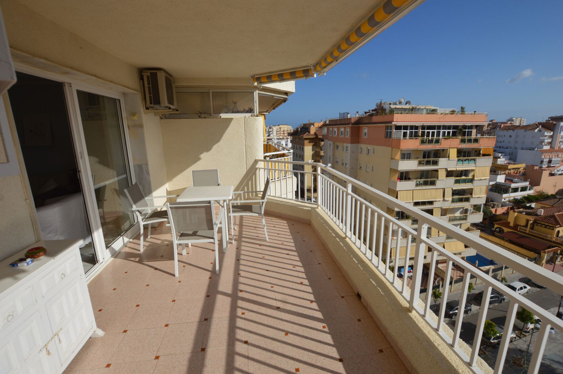 Condominio nel Fuengirola, Andalucía 10200225