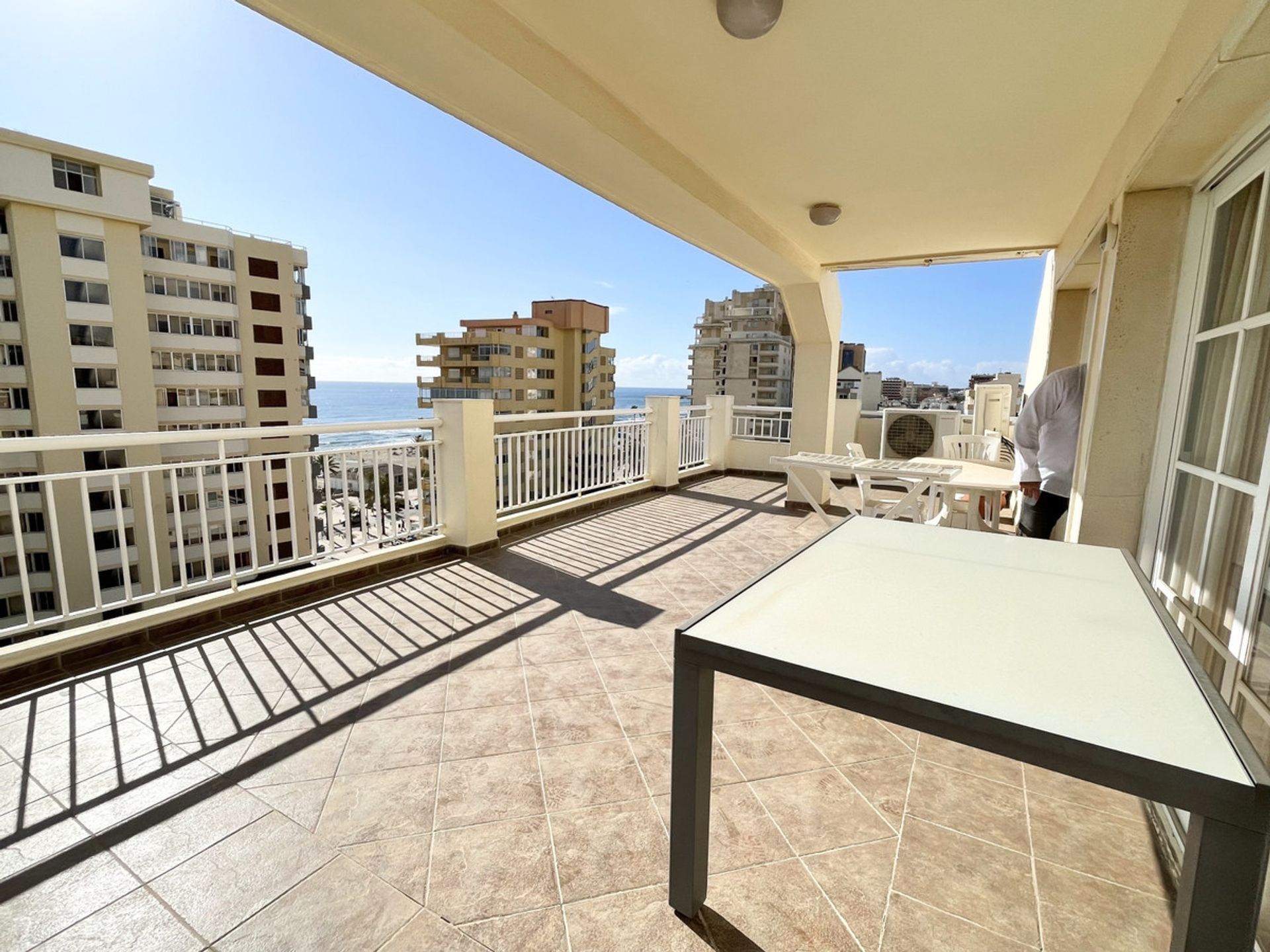 Condominio en Fuengirola, Andalucía 10200235