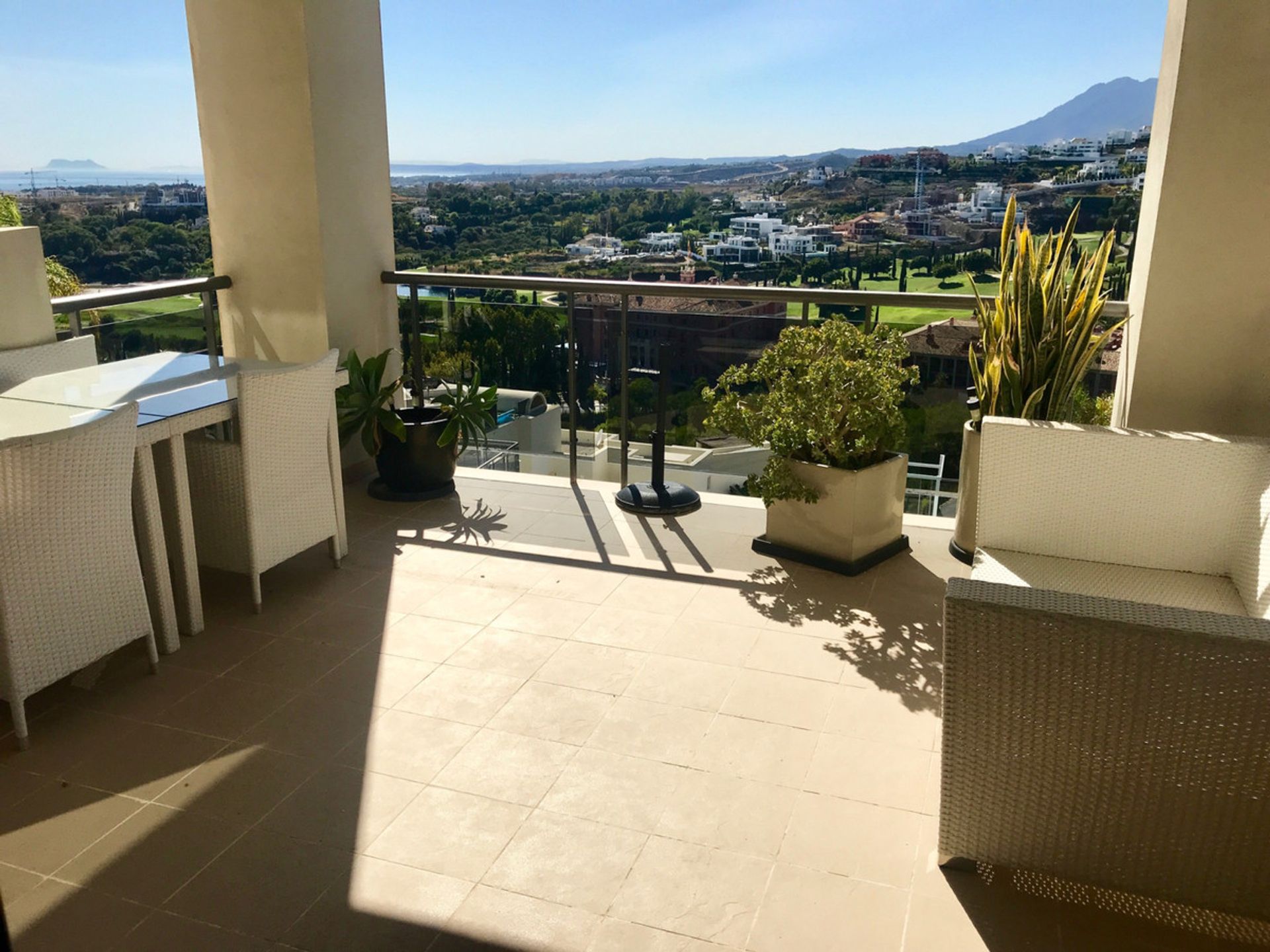 Condominio en Benahavís, Andalucía 10200263