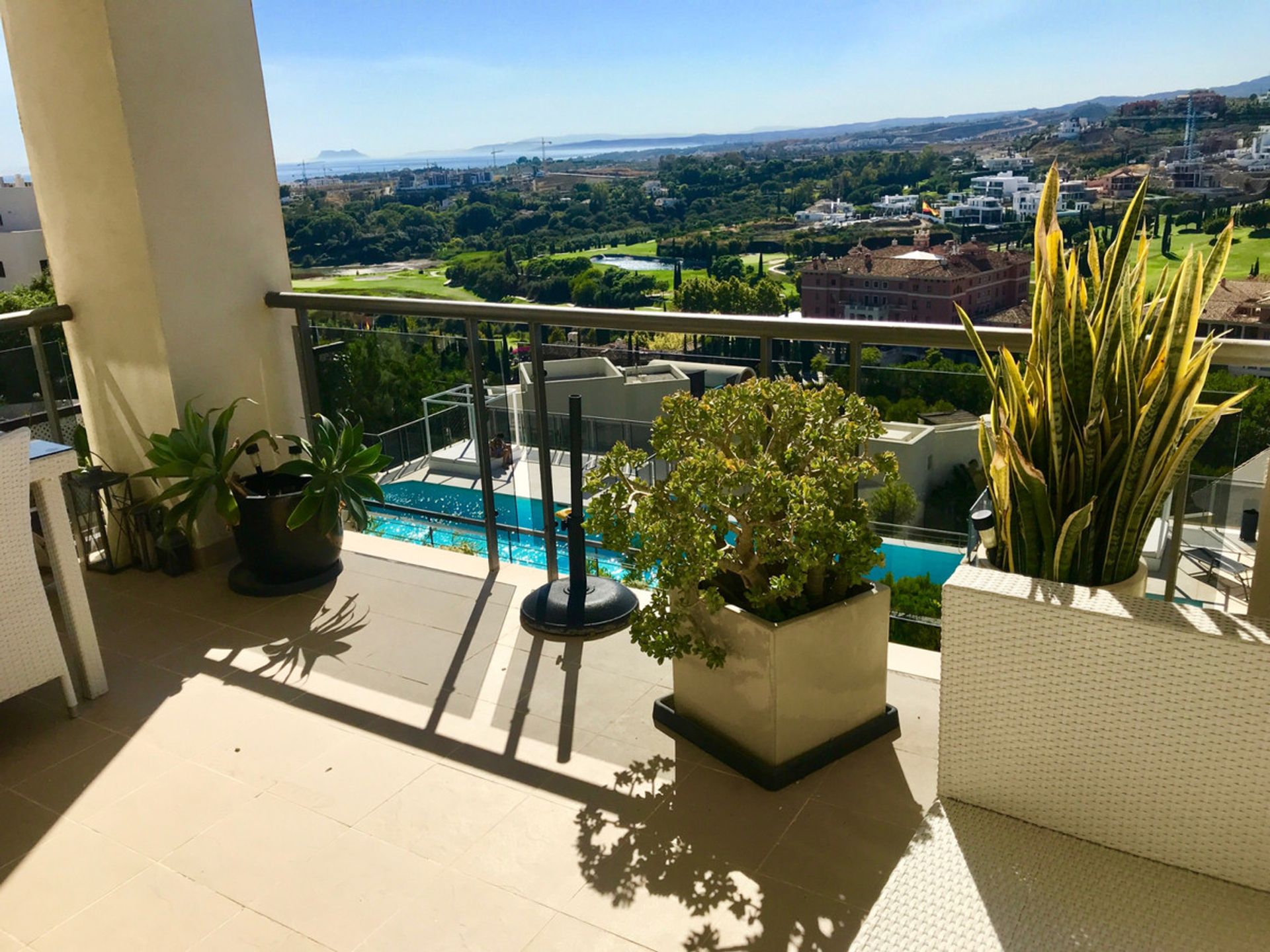 Condominio en Benahavís, Andalucía 10200263