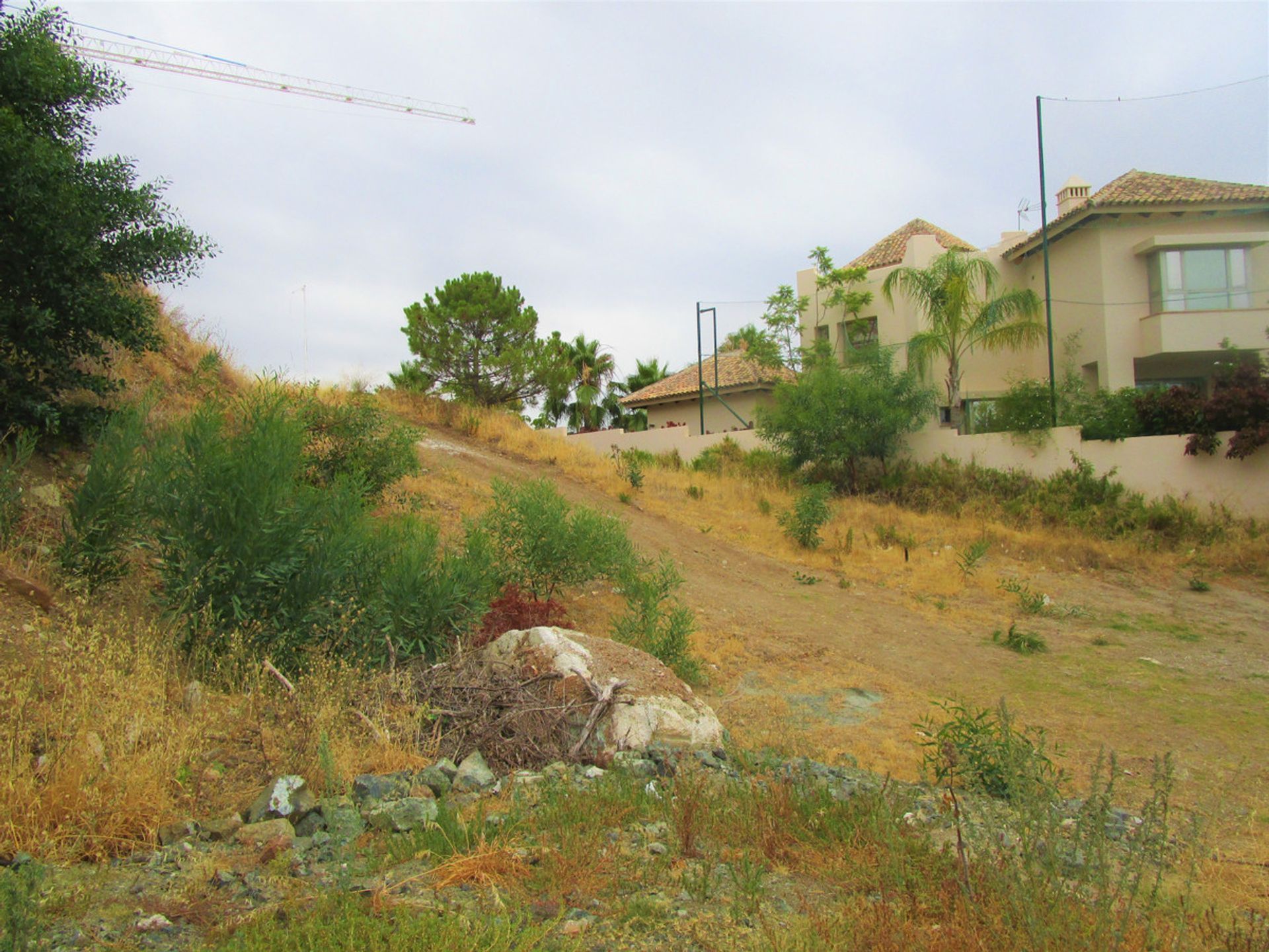 Land in Benahavís, Andalucía 10200299