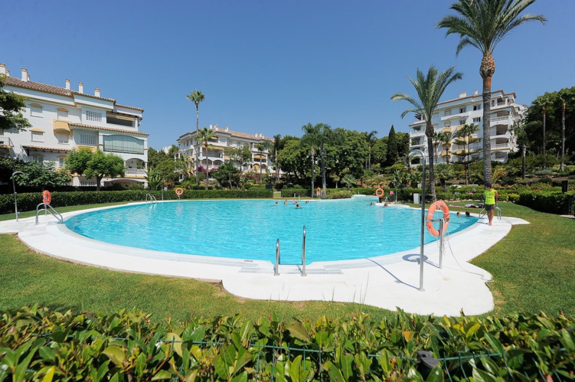 Condominium dans Marbella, Andalousie 10200496