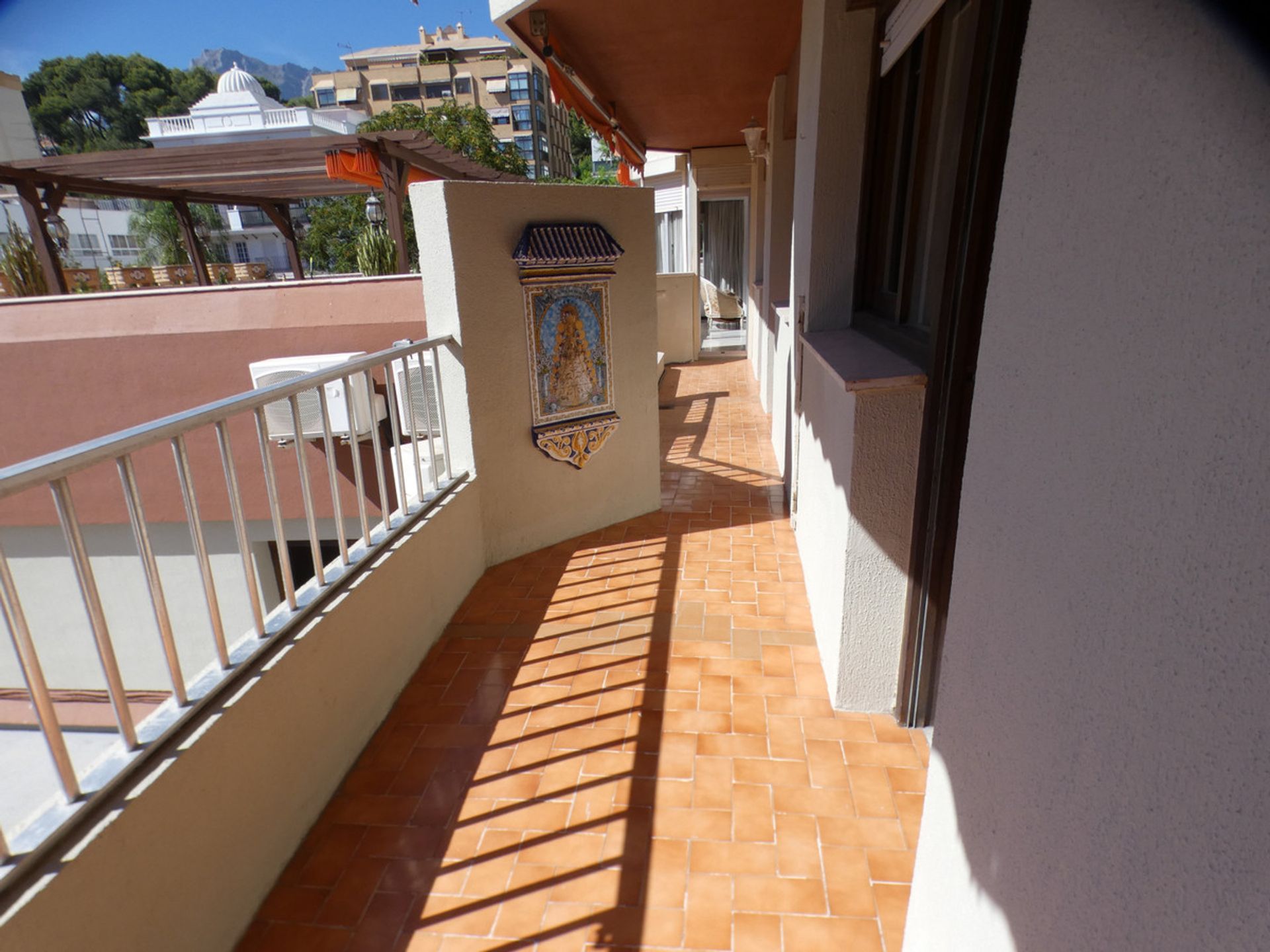 Condominio en Marbella, Andalucía 10200543