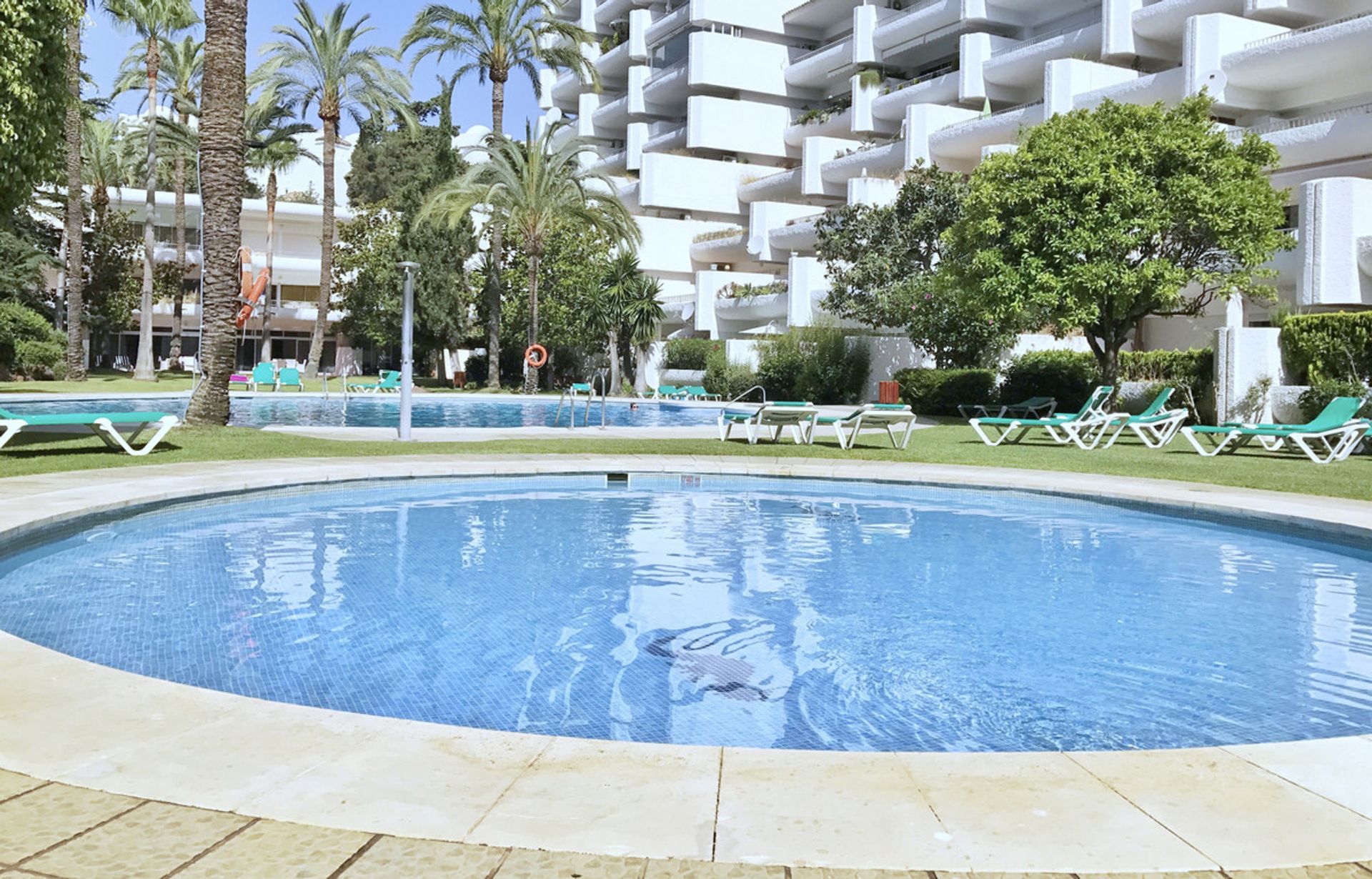 Condominio en Marbella, Andalusia 10200724