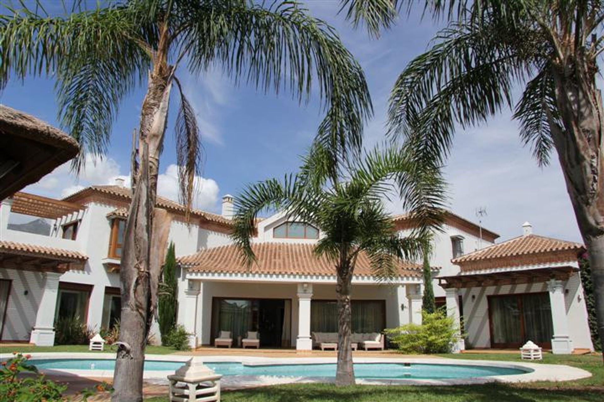 Huis in Marbella, Andalucía 10200756