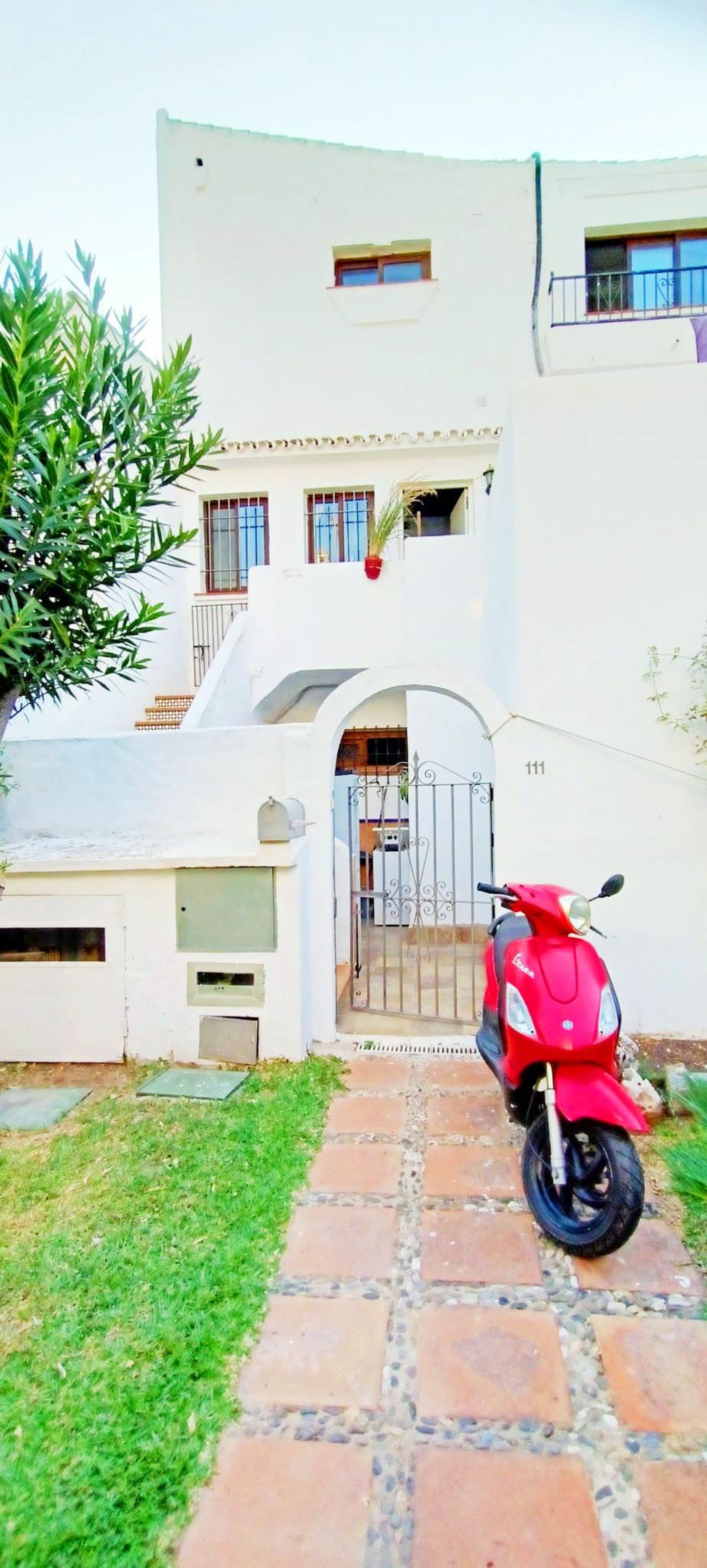 rumah dalam Marbella, Andalucía 10200885