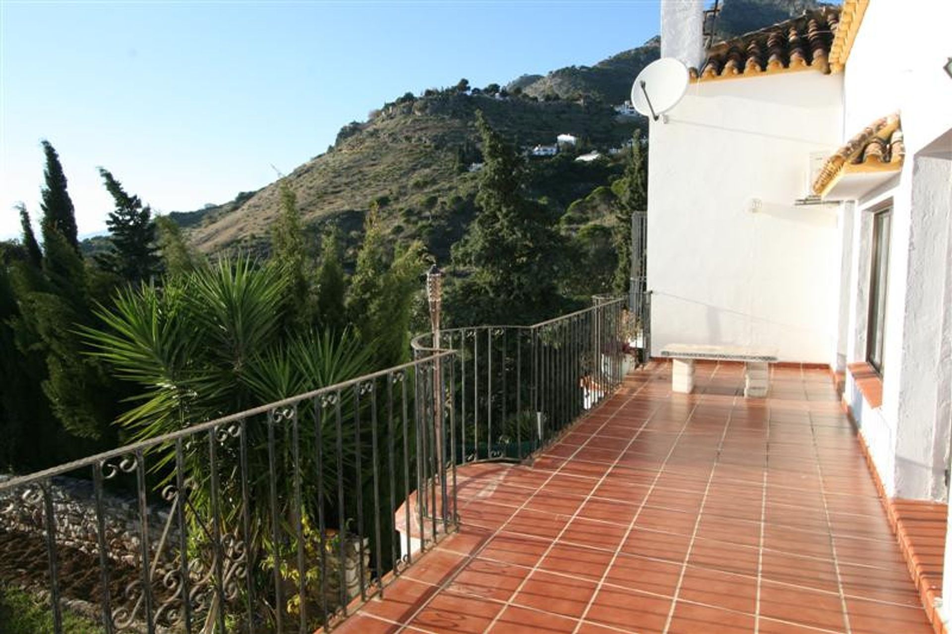 rumah dalam Mijas, Andalucía 10201038