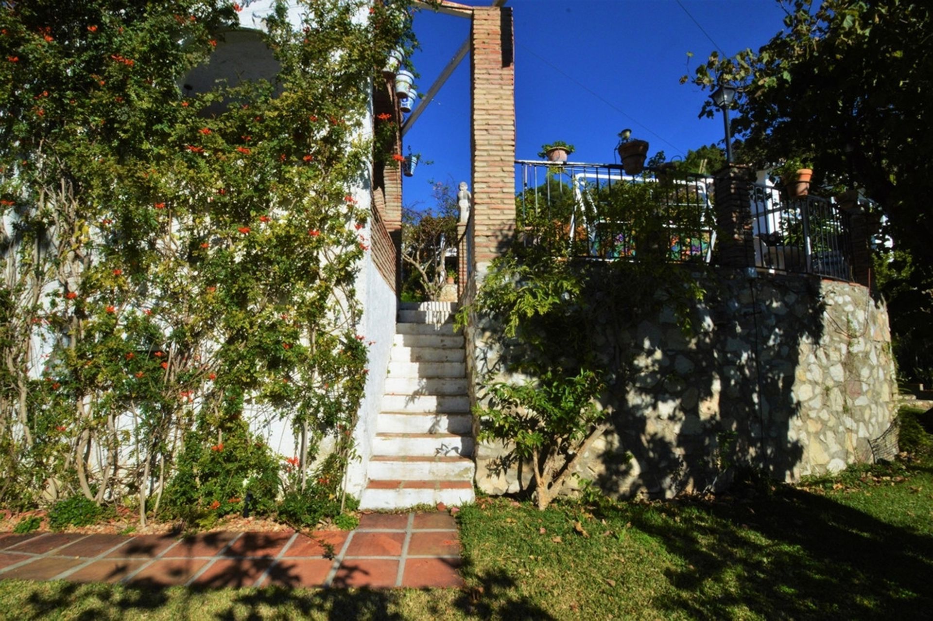 rumah dalam Mijas, Andalucía 10201070