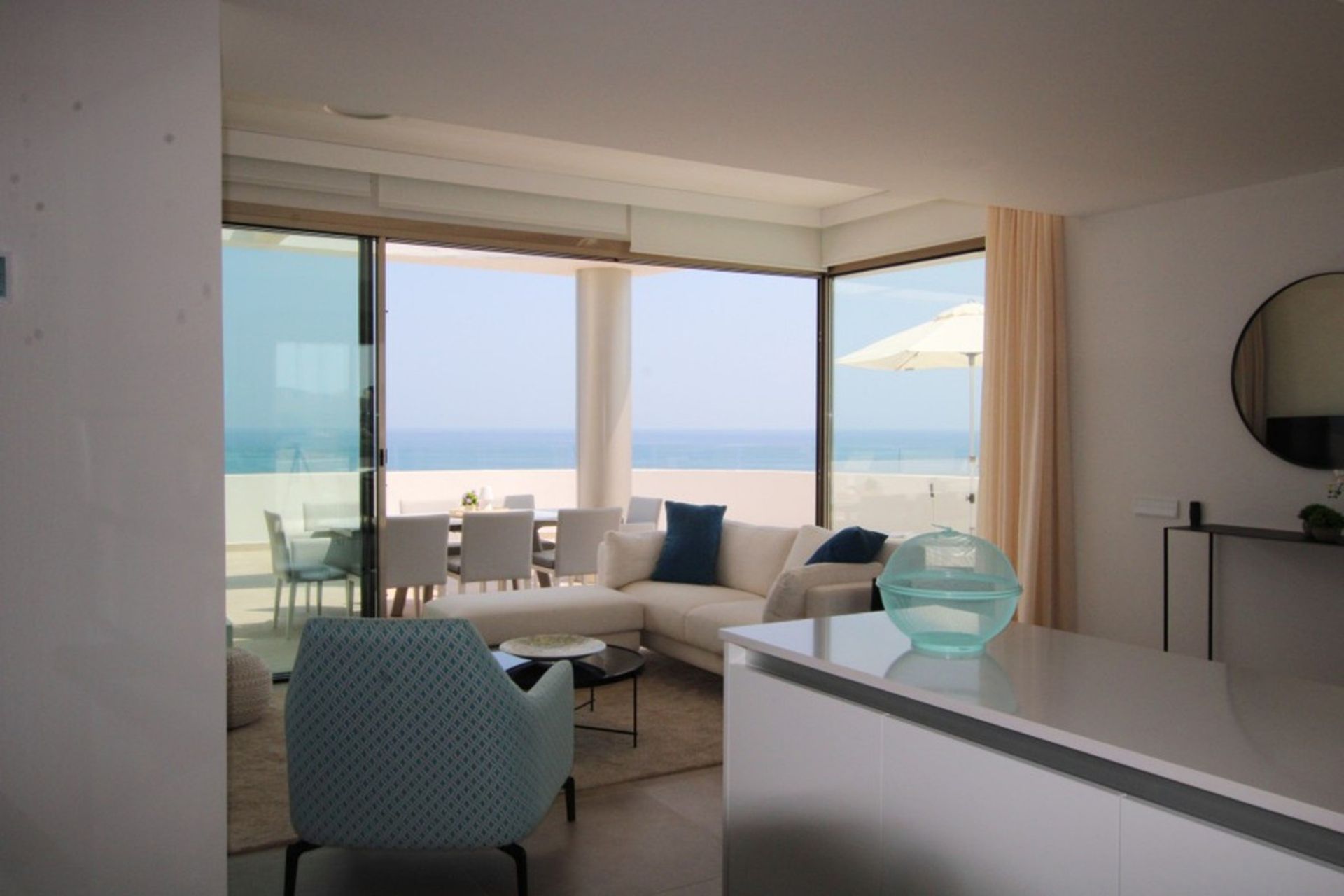 Condominio en Fuengirola, Andalucía 10201226