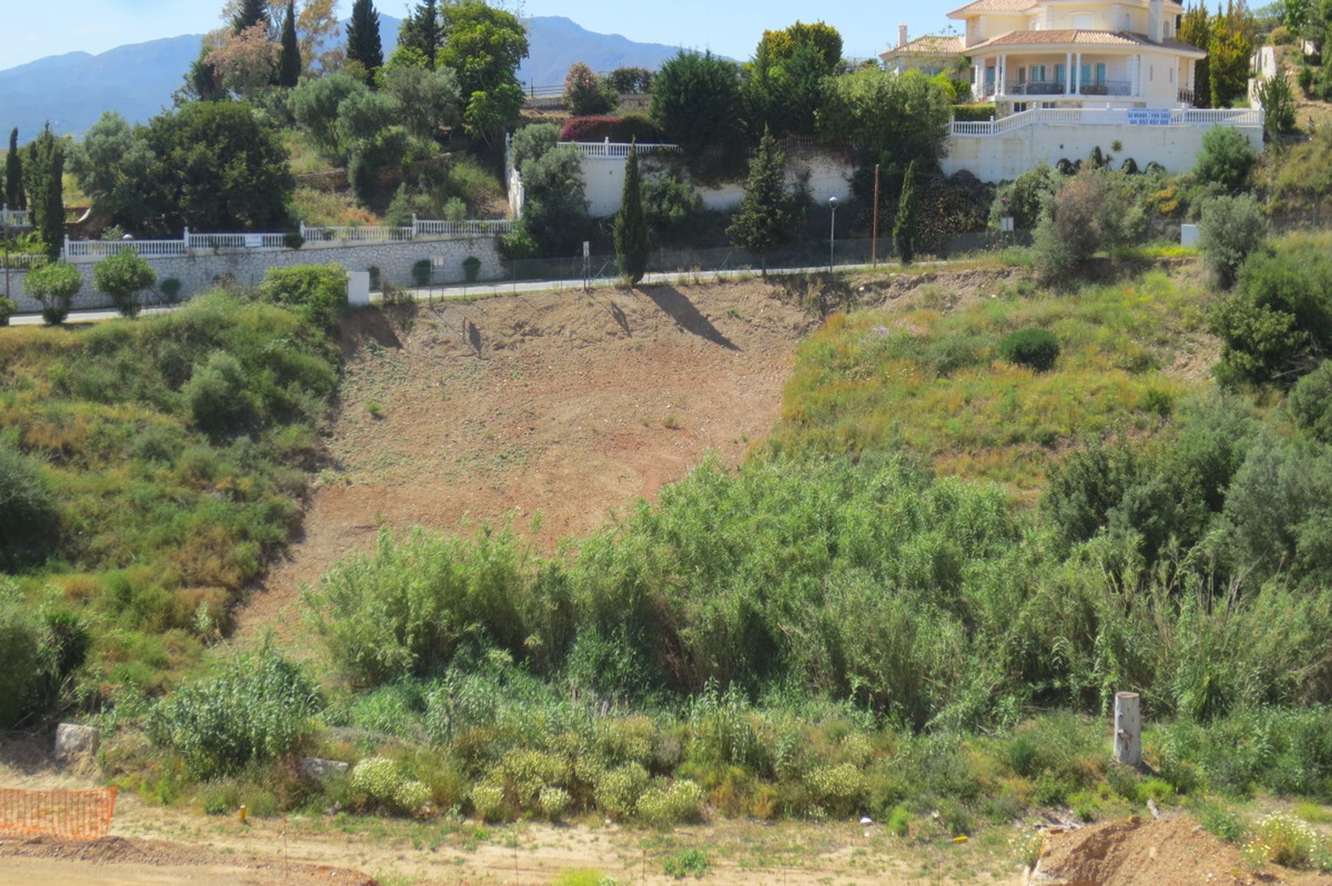 Land in Fuengirola, Andalusia 10201406