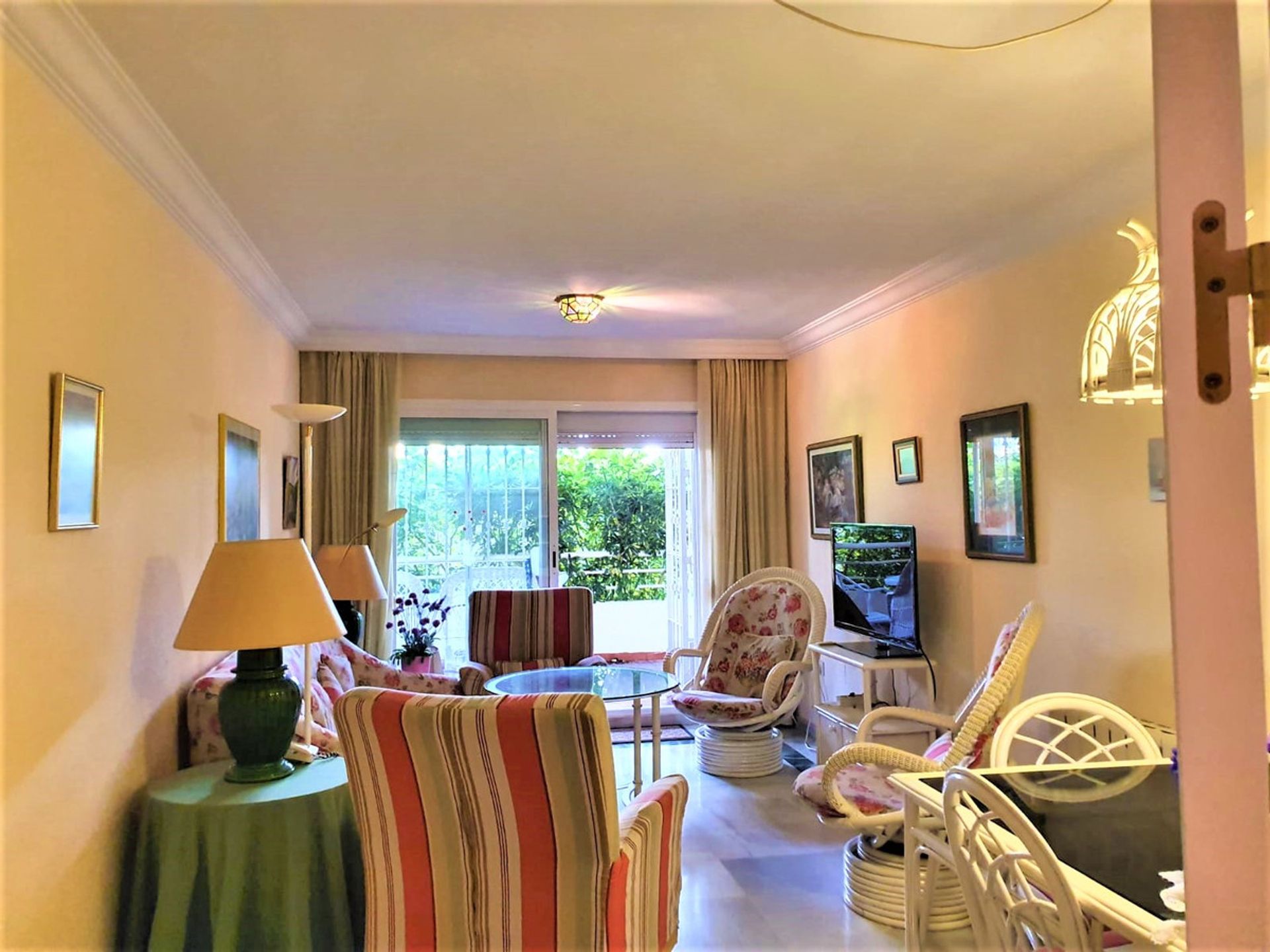 Condominio en Marbella, Andalucía 10201458