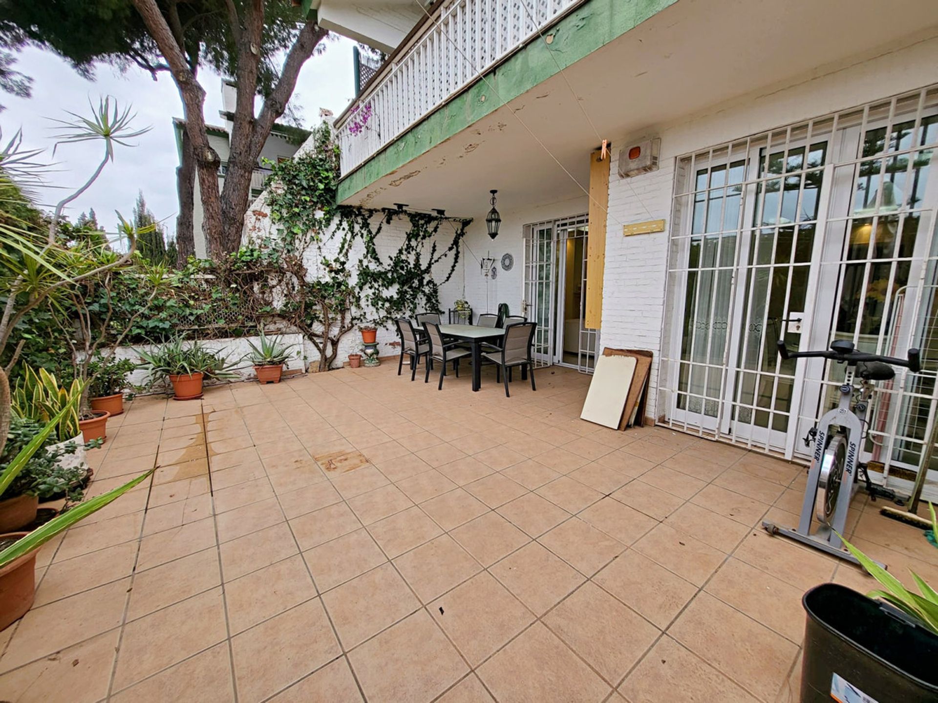 Condominium in Marbella, Andalucía 10201468