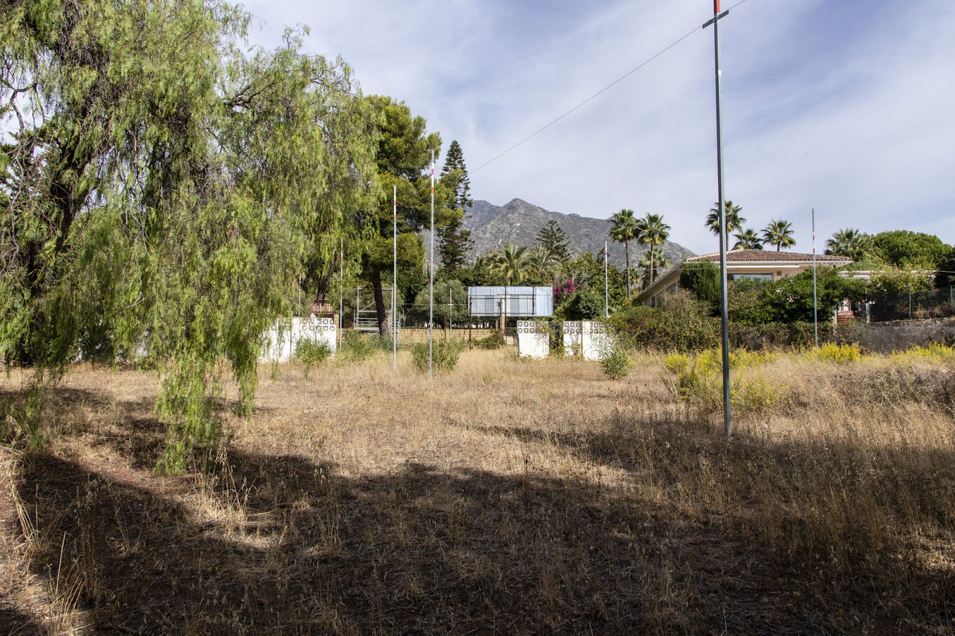 土地 在 Marbella, Andalucía 10201498