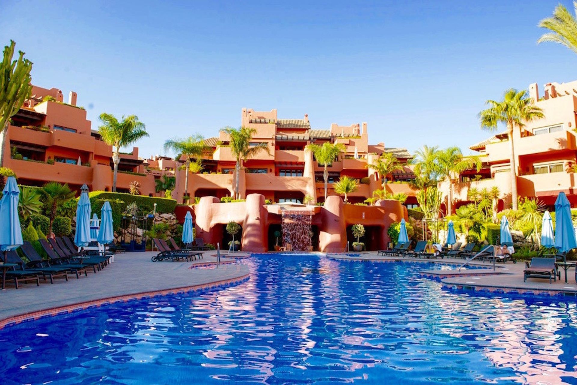 Condominio en Marbella, Andalucía 10201508