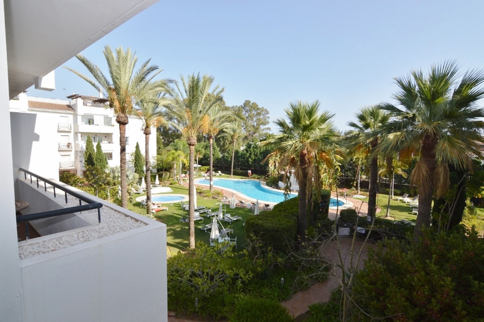 Condominium in Marbella, Andalucía 10201619