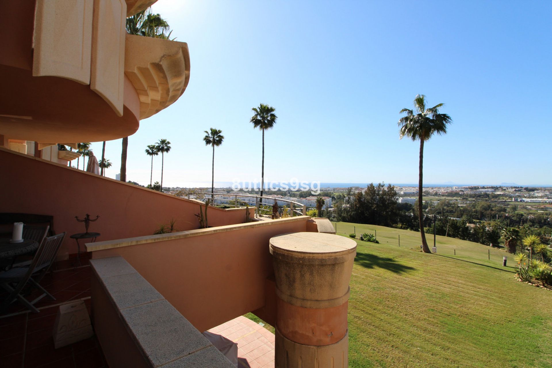 Condominium in El Angel, Andalusia 10201769