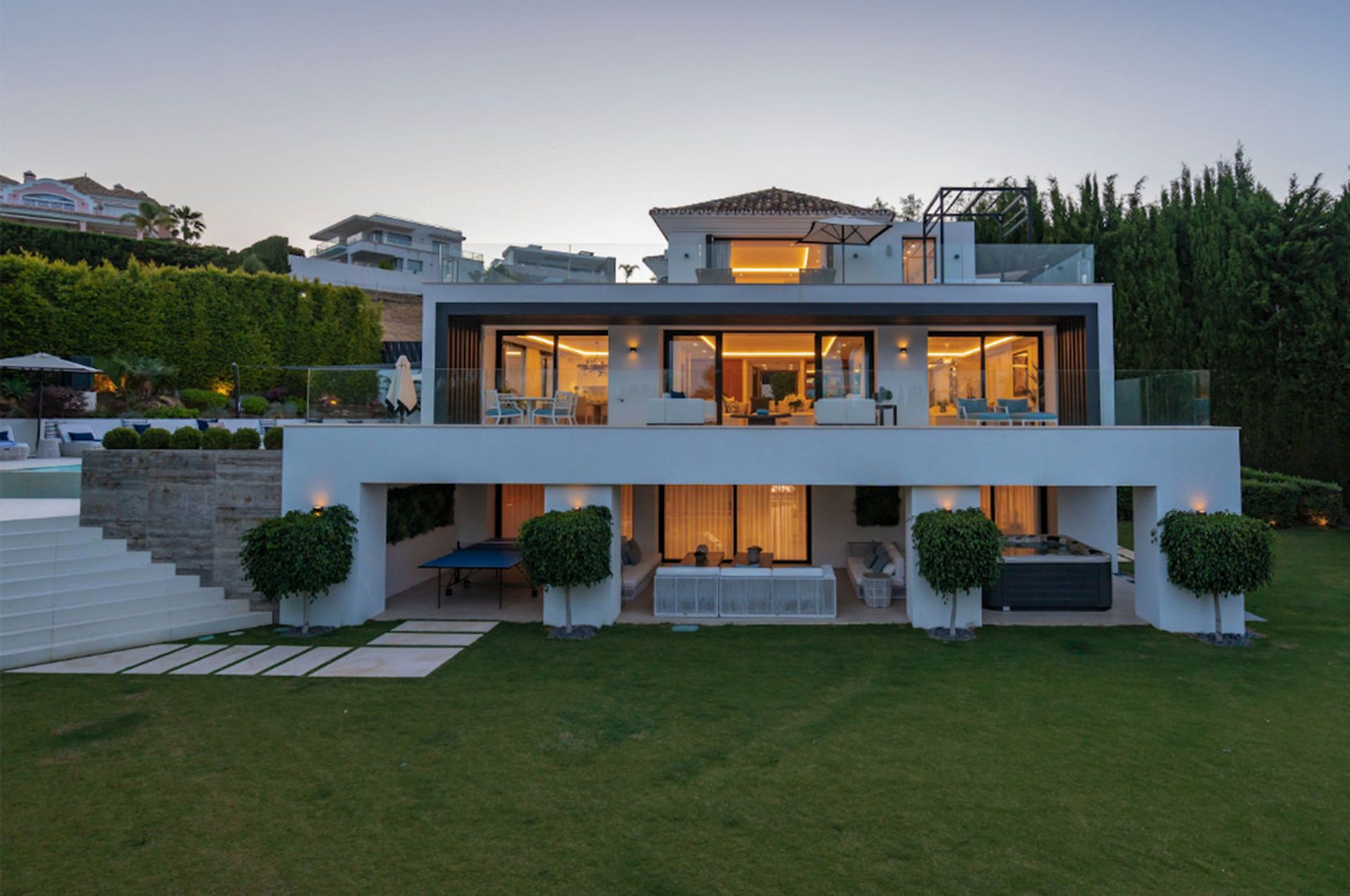 Haus im Marbella, Andalucía 10201919