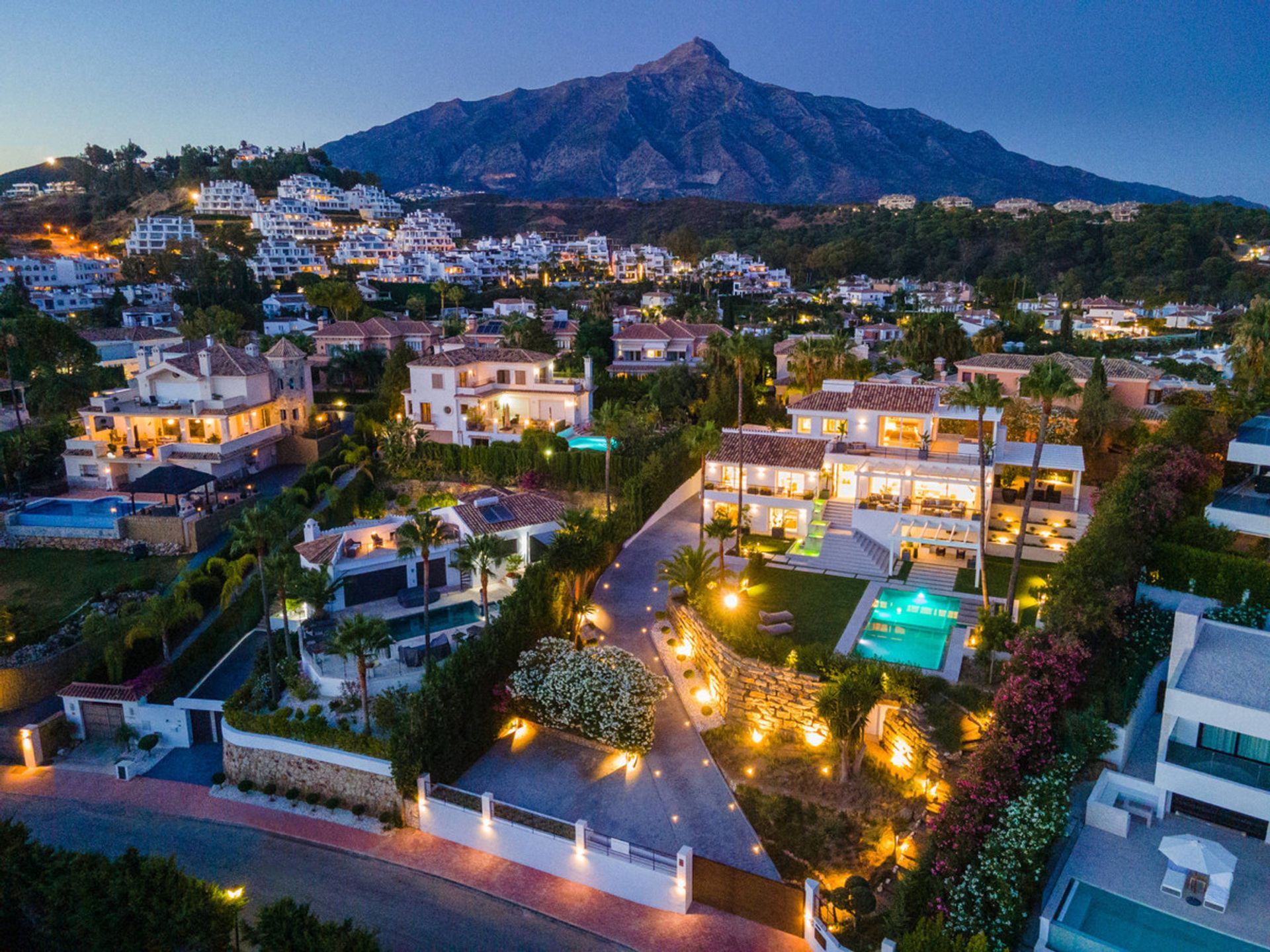 Rumah di Marbella, Andalucía 10201925