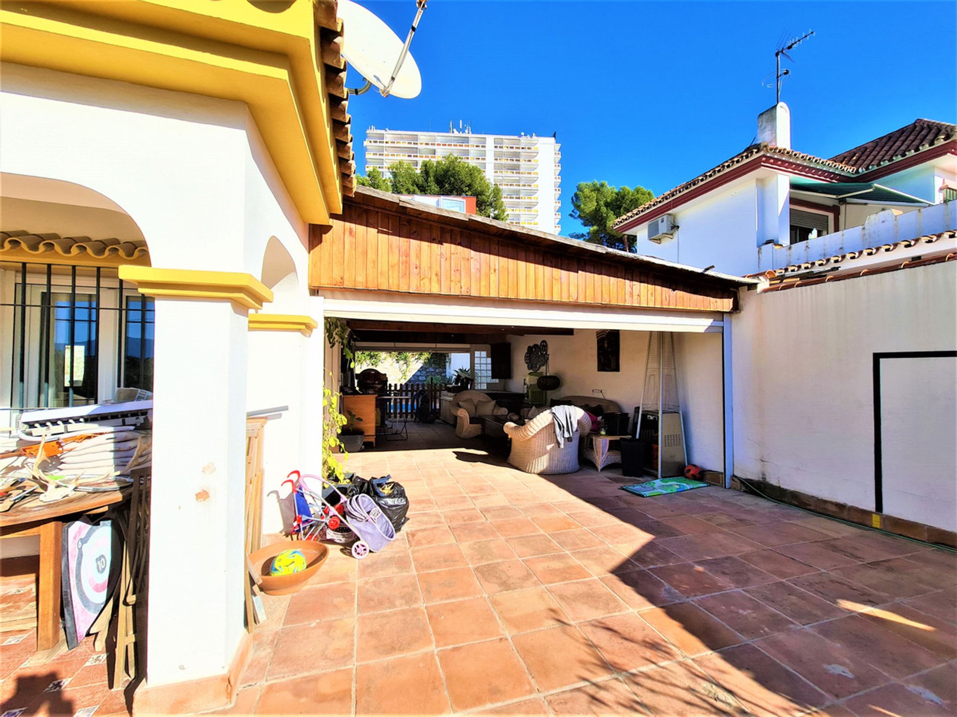 House in Marbella, Andalucía 10201942