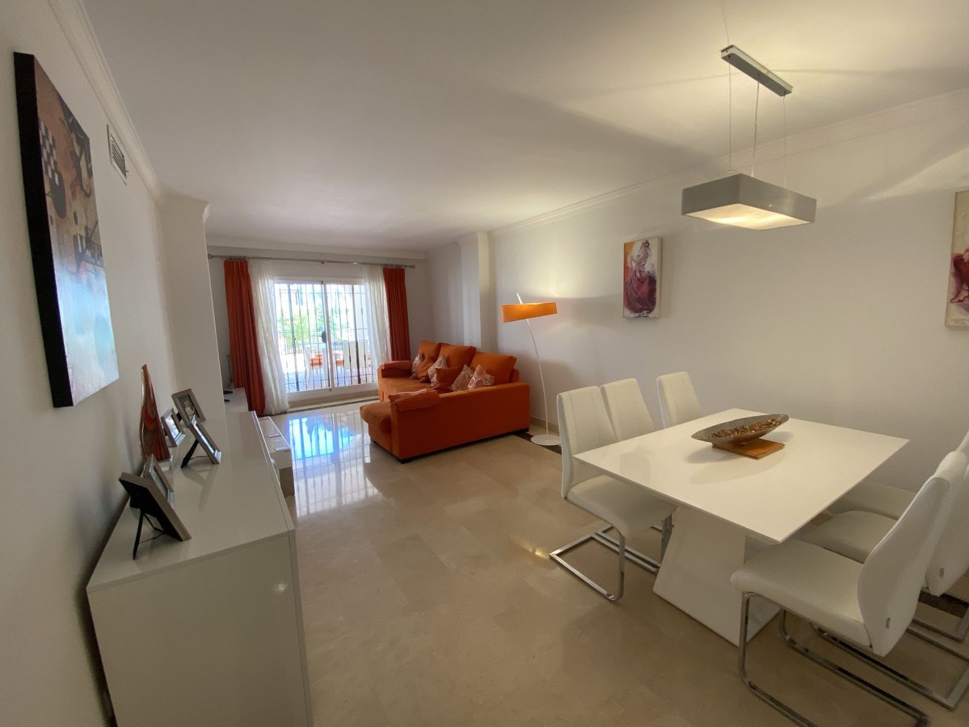 Condominium dans Marbella, Andalucía 10202146