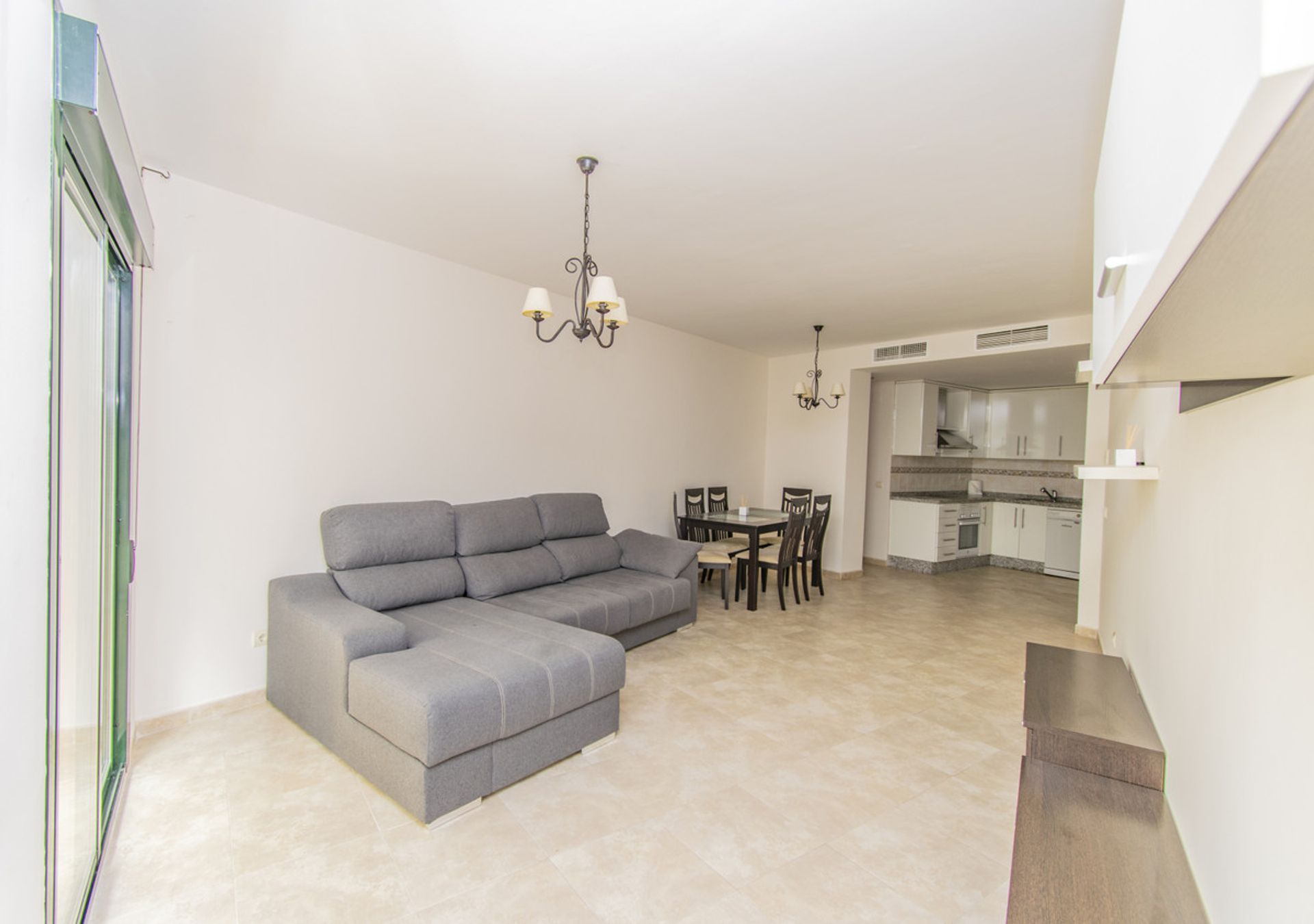 Condominio en San Pedro de Alcántara, Andalucía 10202160