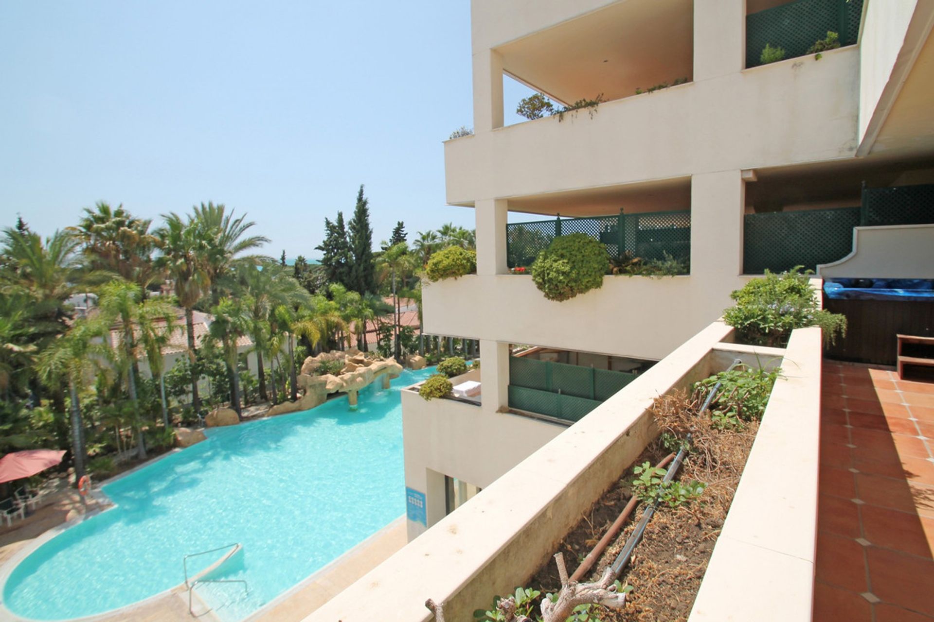 Condominio en El Ángel, Andalucía 10202420