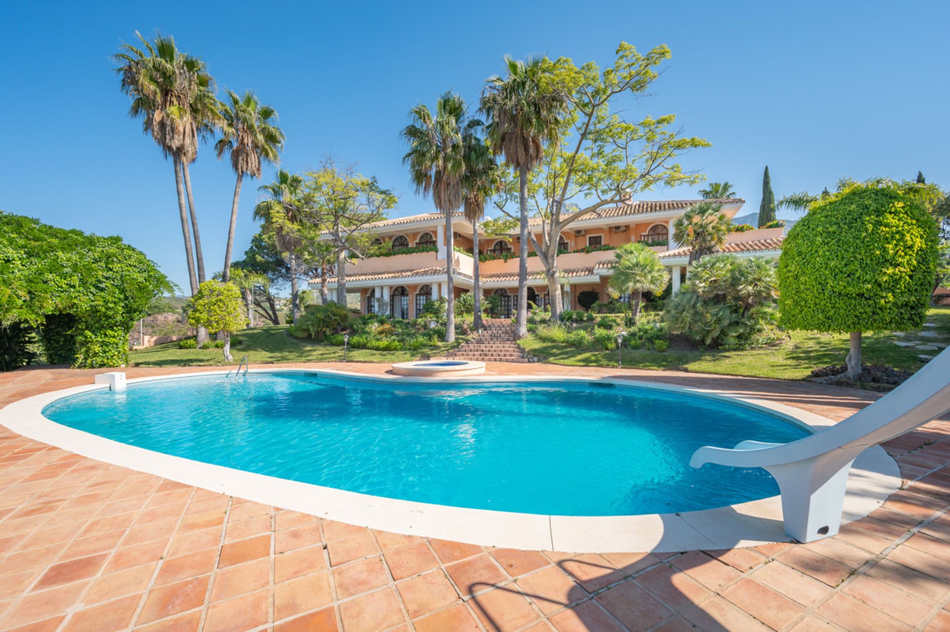 Huis in Marbella, Andalucía 10202502