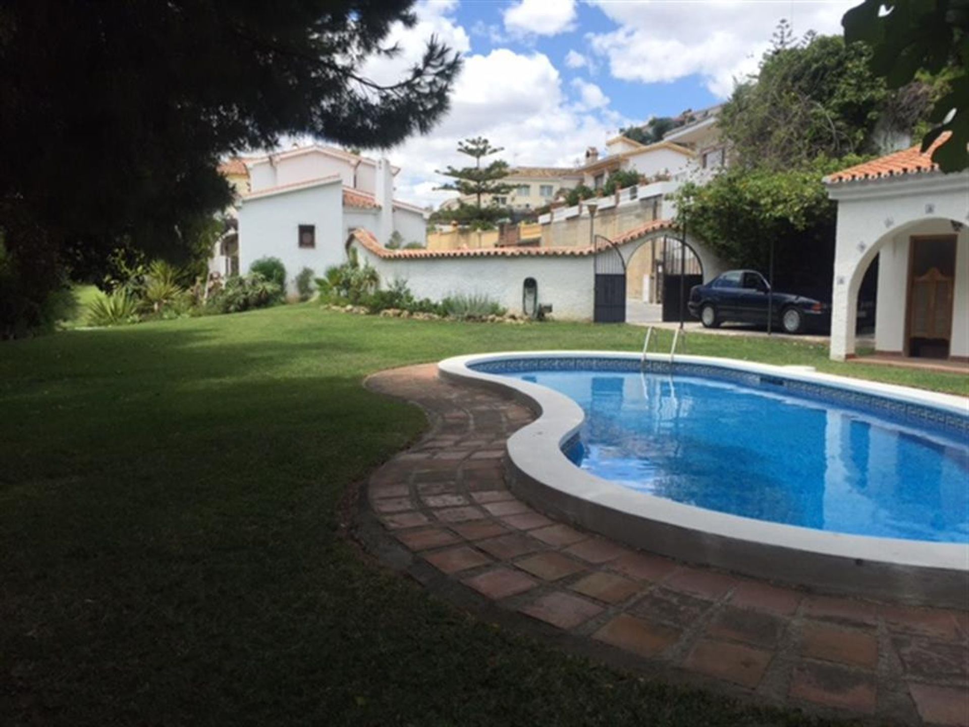 House in Arroyo de la Miel, Andalusia 10202656