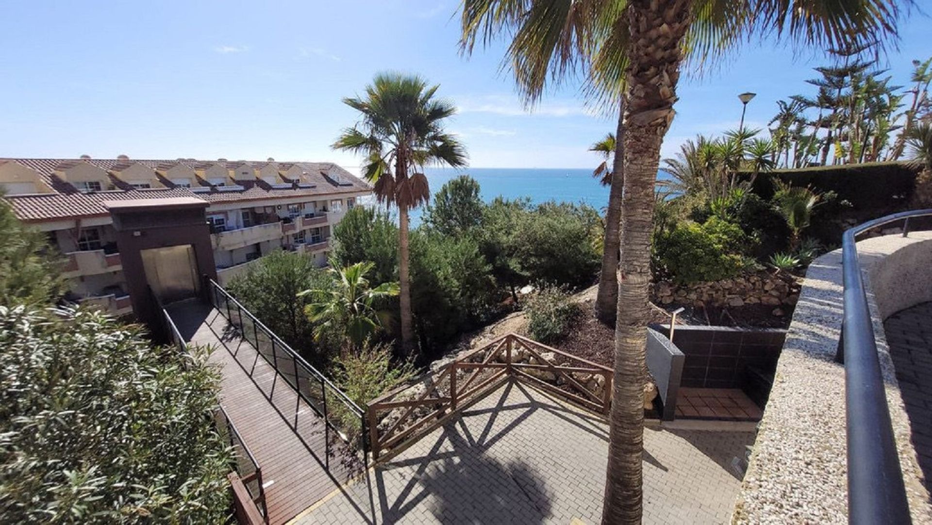 Condominium in Benalmádena, Andalucía 10202693