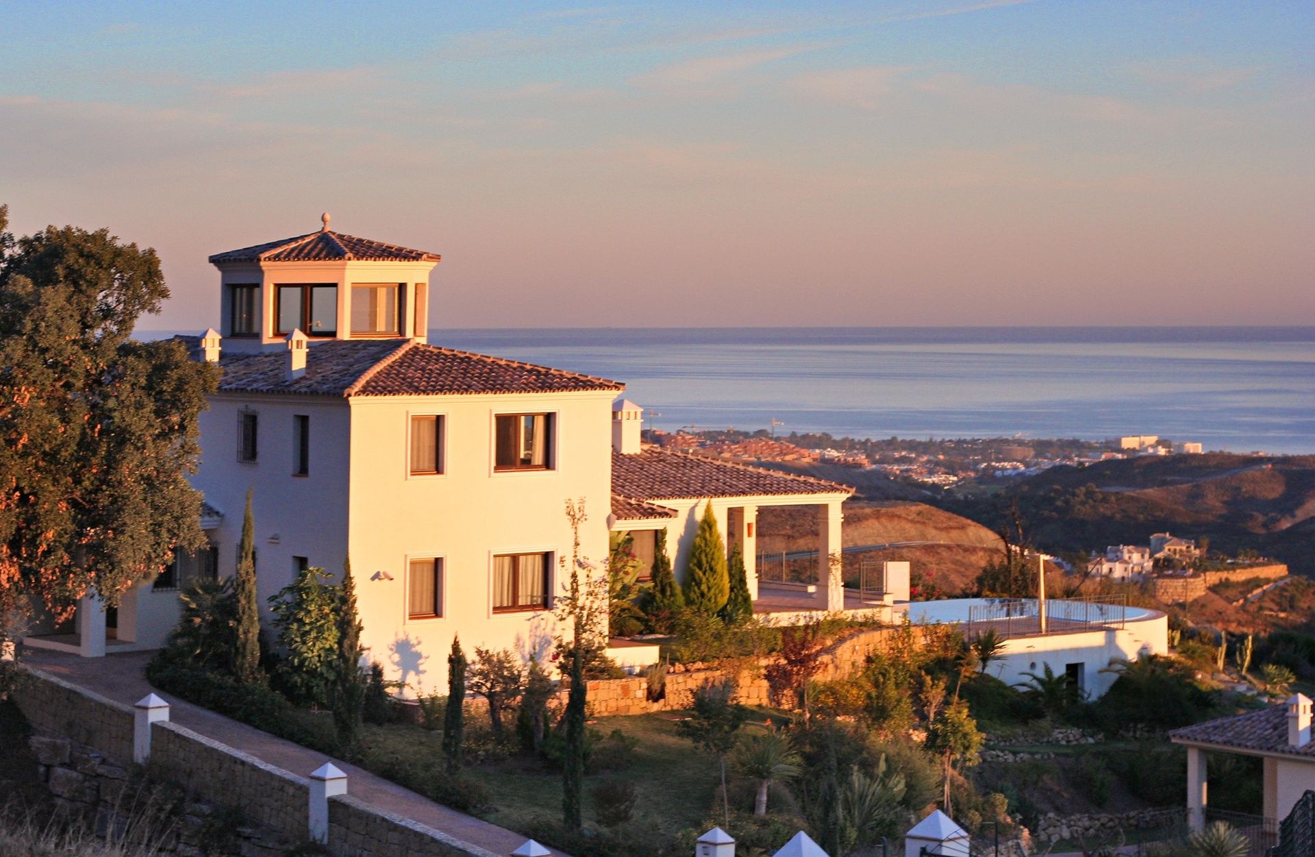 房子 在 貝納哈維斯, Camino de Ronda a Benahavís 10202799